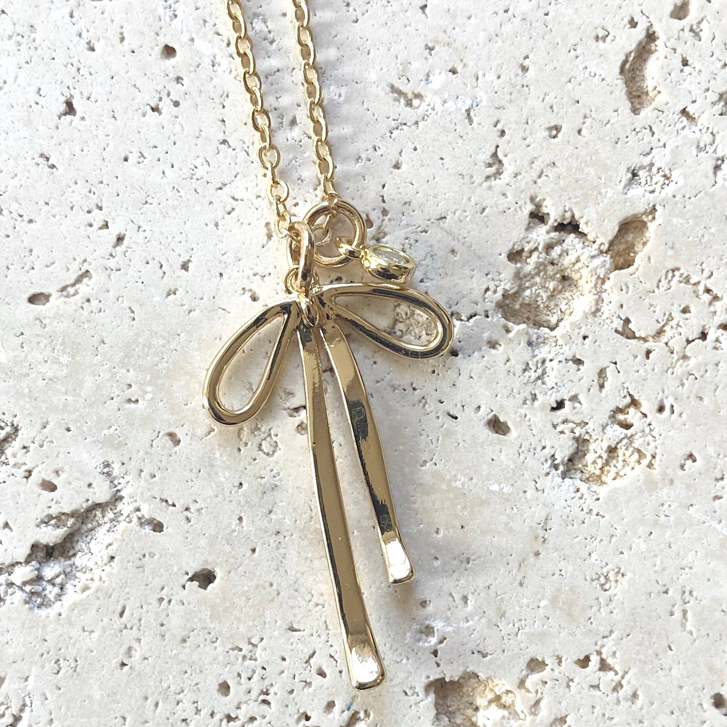Golden Ribbon Drip Necklace -18" Chain