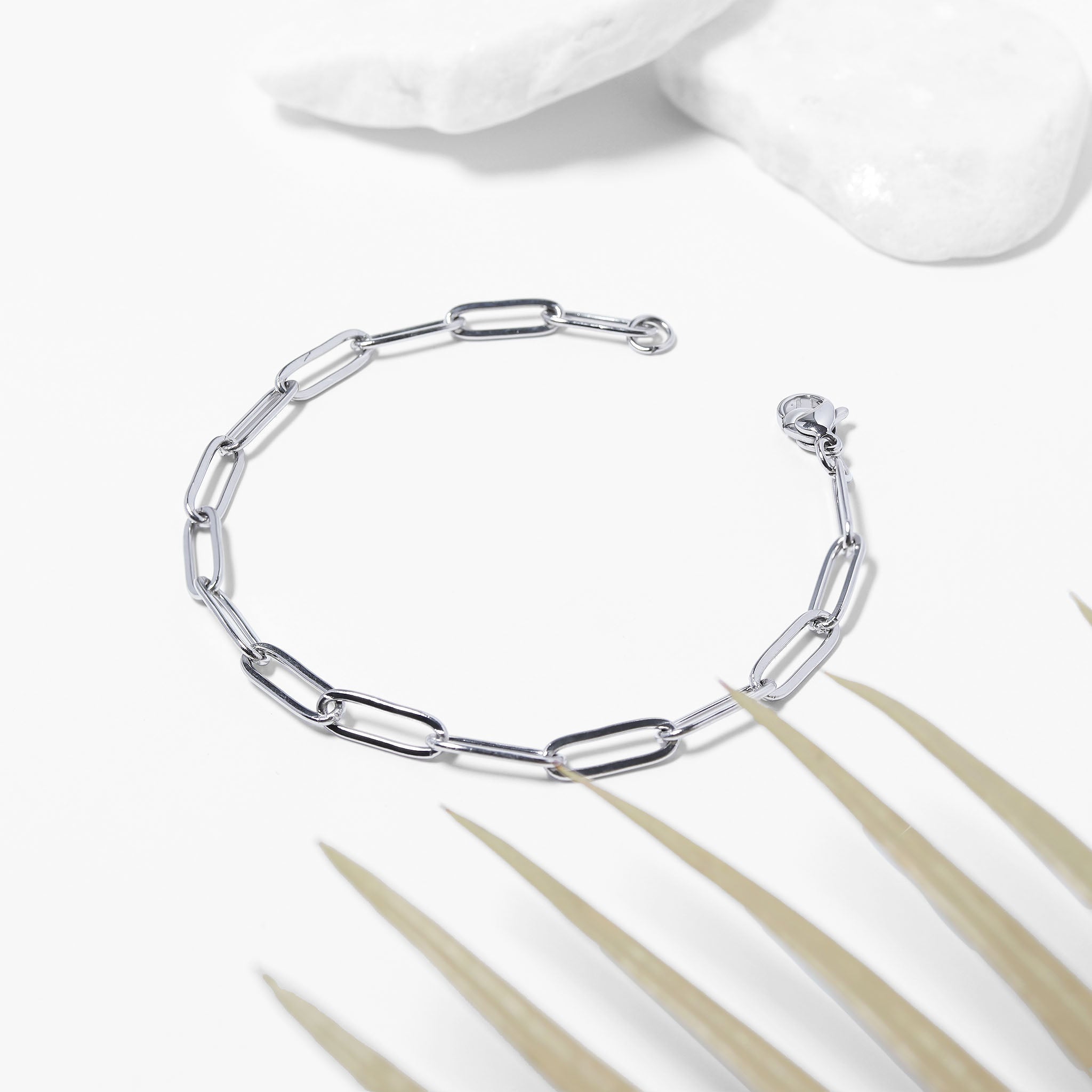 Paperclip Chain Bracelet – 18K Gold PVD Lightweight Stainless Steel Jewelry - Bracelets | Sunflower Soul Boutique