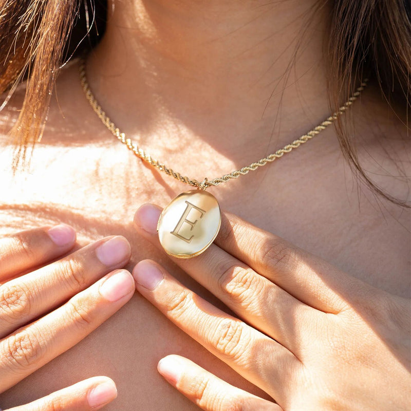 Custom engraved necklaces, bracelets, and personalized jewelry in stainless steel and 18K gold PVD