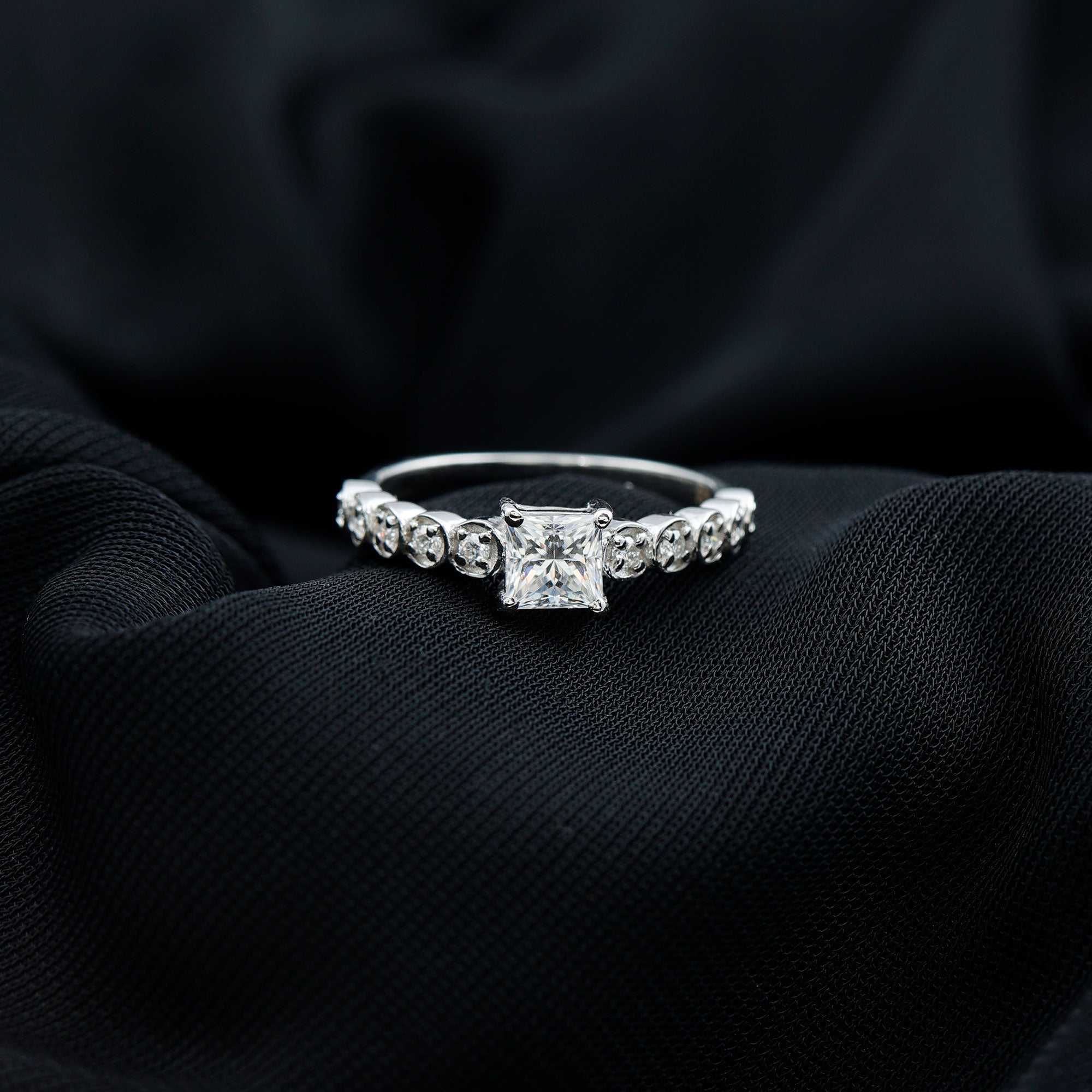 0.8 Carat Lab Grown Diamond Princess Cut Engagement Ring With Side Stones