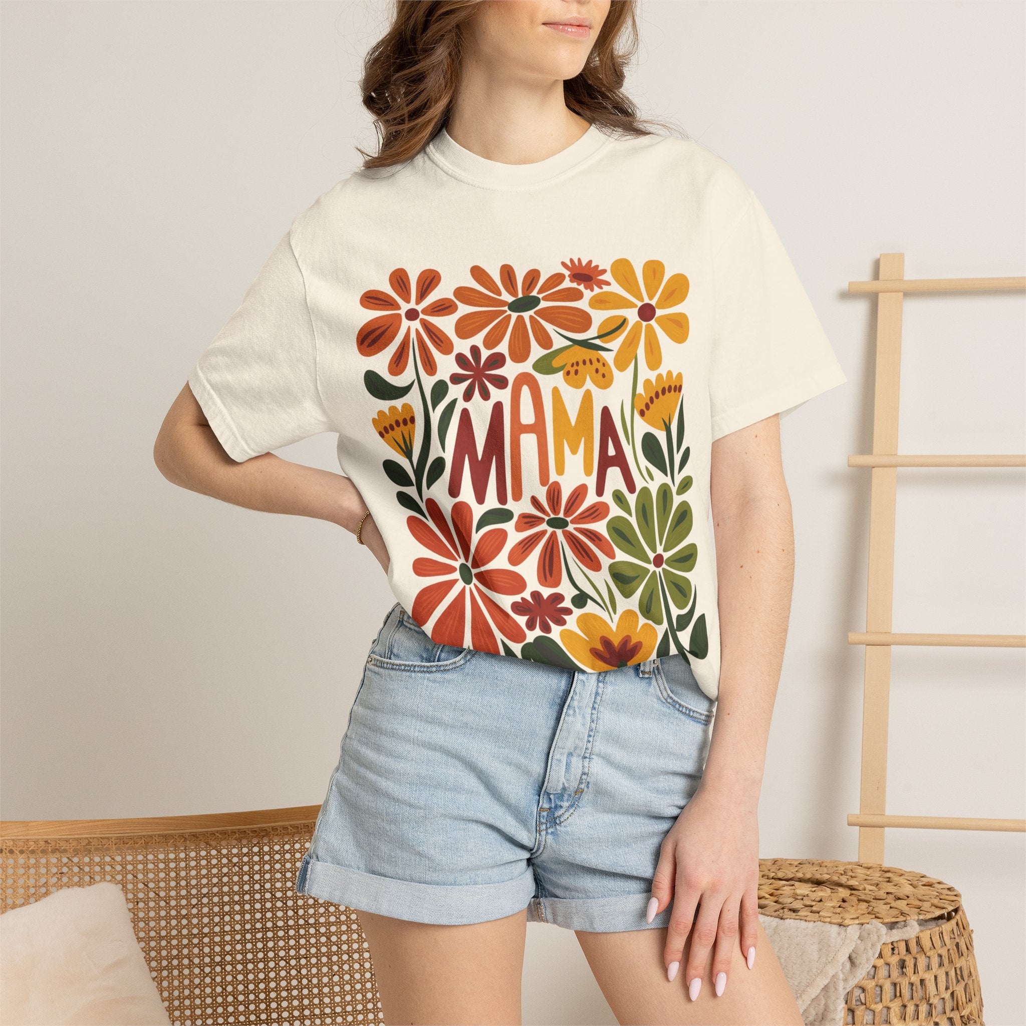 Retro Floral Mama Tee – Boho Mom Shirt With Playful Floral Design & Comfortable Cotton