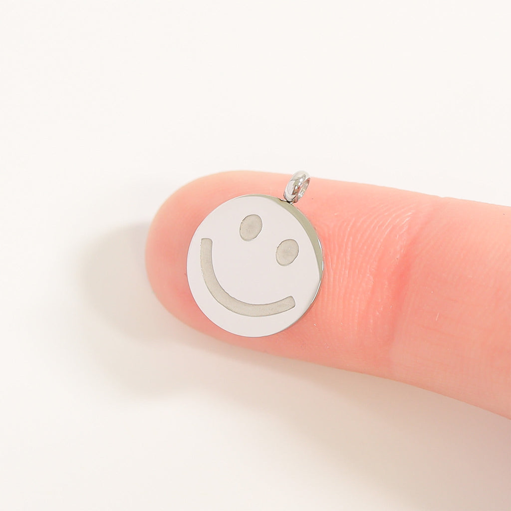 Gold Smiley Face Charm – 18K PVD Gold Plated Stainless Steel Pendant | Hypoallergenic Jewelry