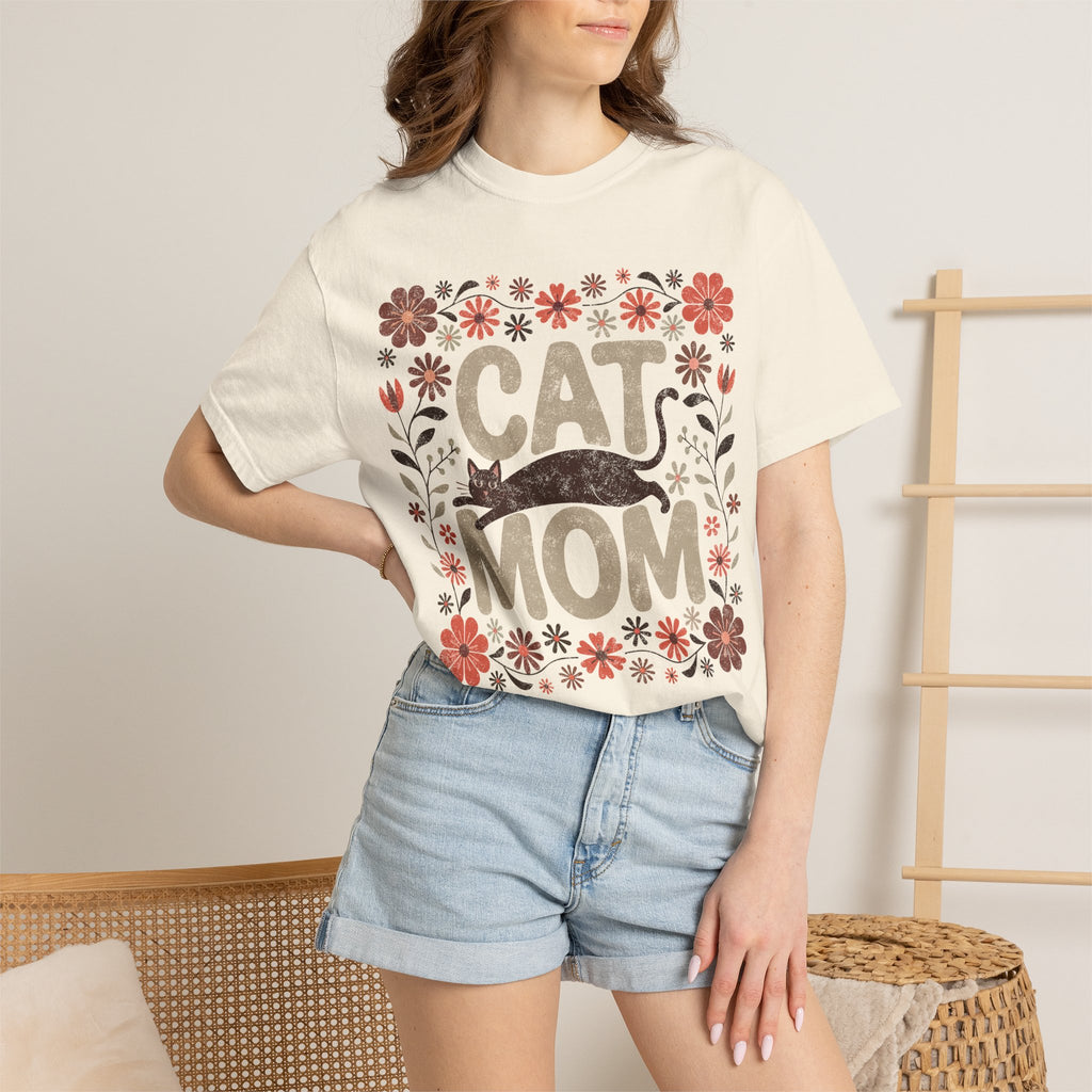 Vintage Cat Mom Tee – Cozy Pet Apparel | Soft Cotton Casual Cat Top