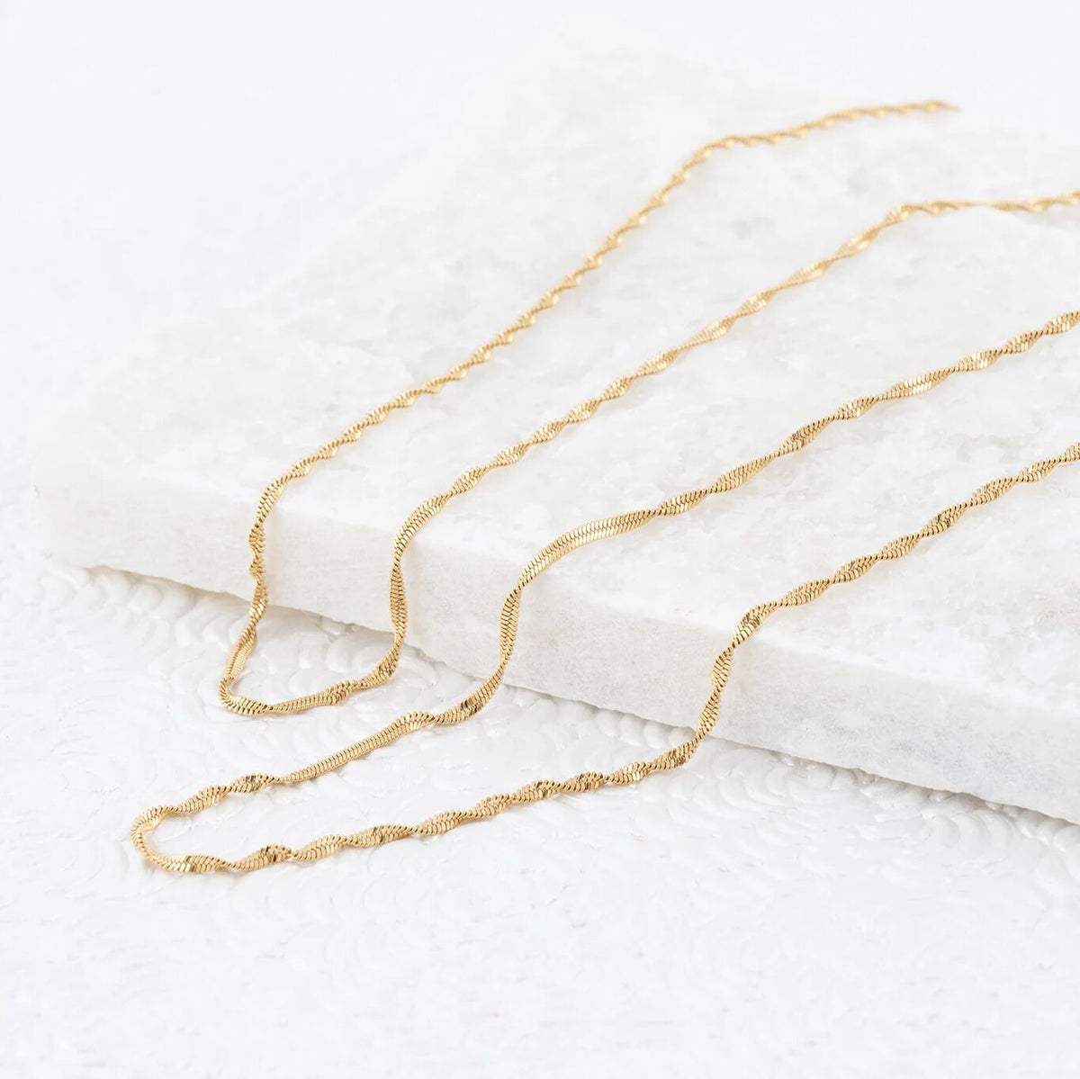 Wholesale jewelry 14K Gold Filled Plus™ Singapore Chain Necklace- Studio
