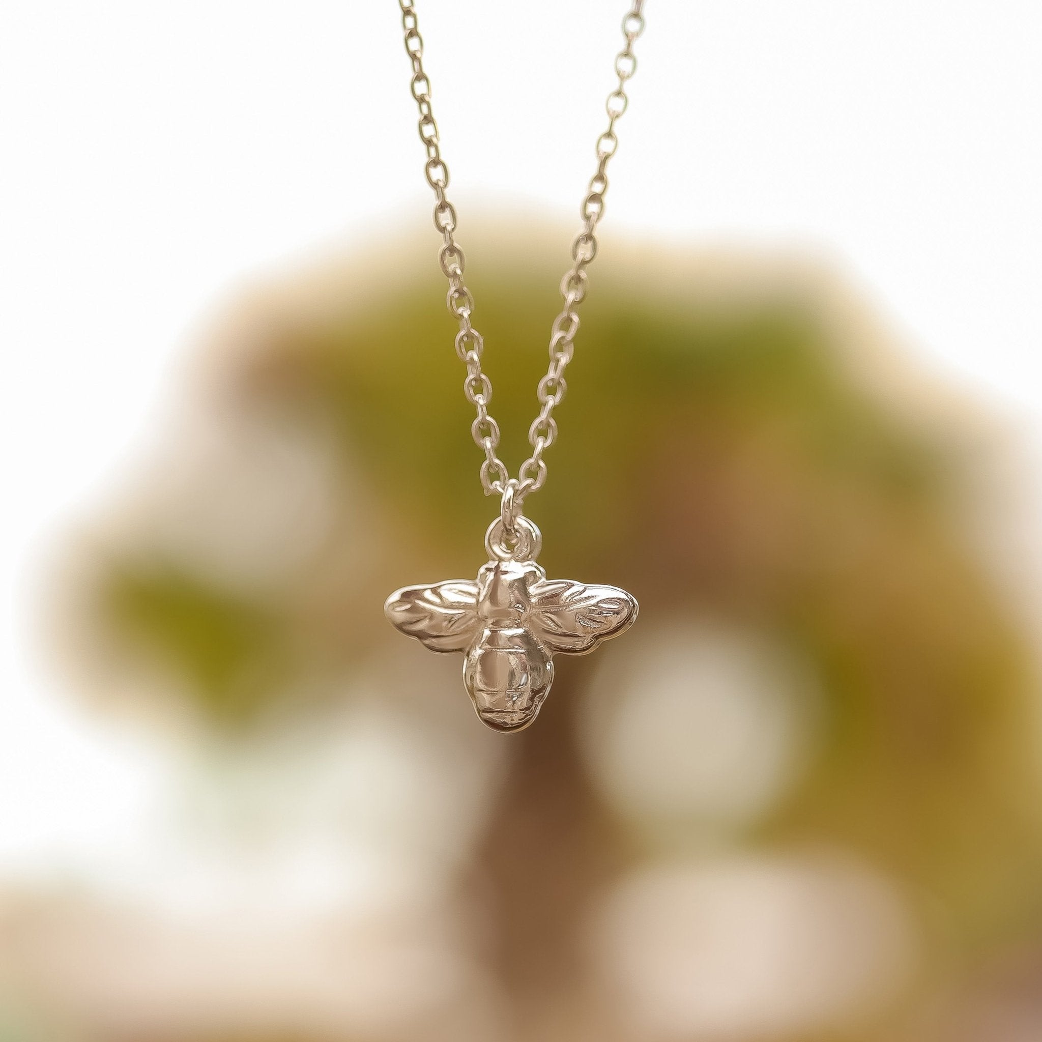 18K Gold Bee Charm – Hypoallergenic Stainless Steel Charm Bracelet Accessory - charm | Sunflower Soul Boutique