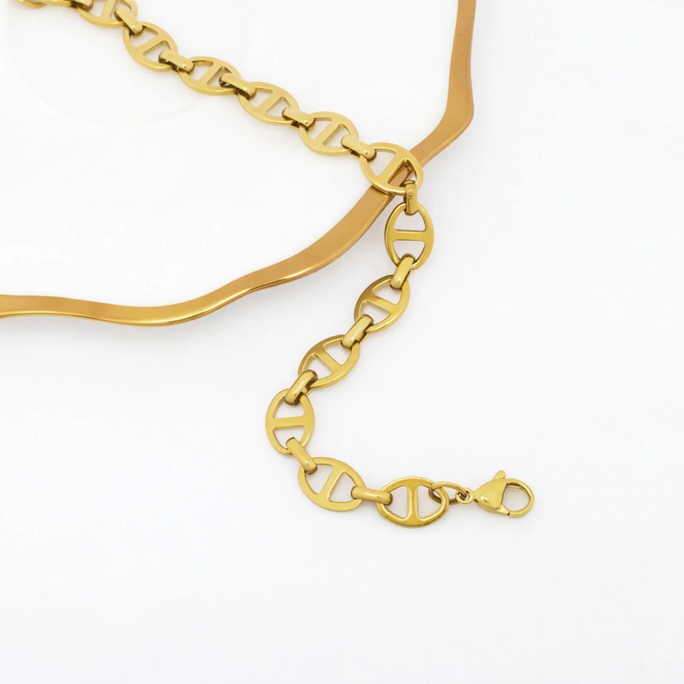 18K Gold Chain Bracelet – Thick Oval Link, Adjustable Lobster Clasp, Durable Coating - Bracelets | Sunflower Soul Boutique