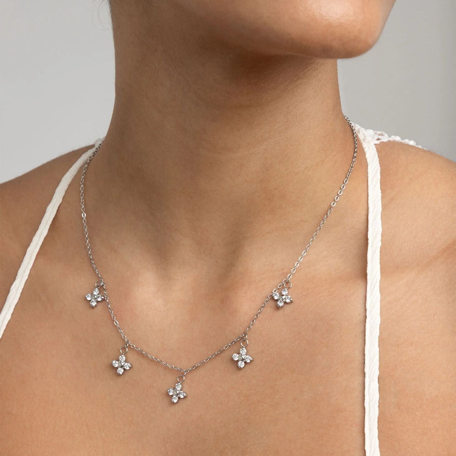 18K Gold Floral Necklace – Hypoallergenic Dangle Pendant With Stainless Steel Chain - Necklaces | Sunflower Soul Boutique