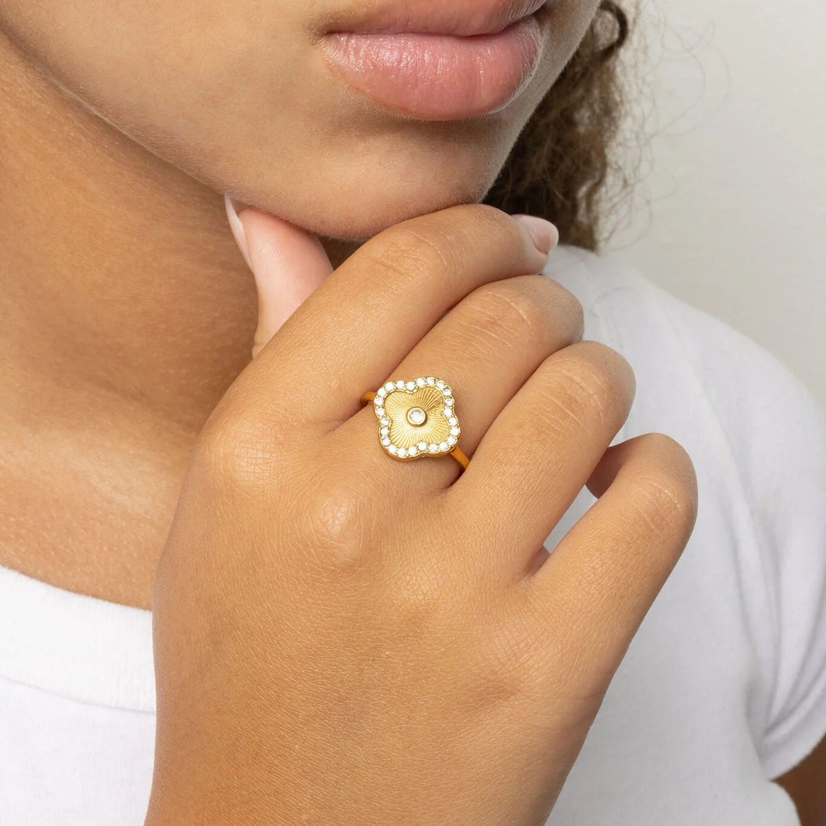 18K Gold Floral Ring – Hand Embossed Stainless Steel Ring With Fade Resistant Coating - Rings | Sunflower Soul Boutique