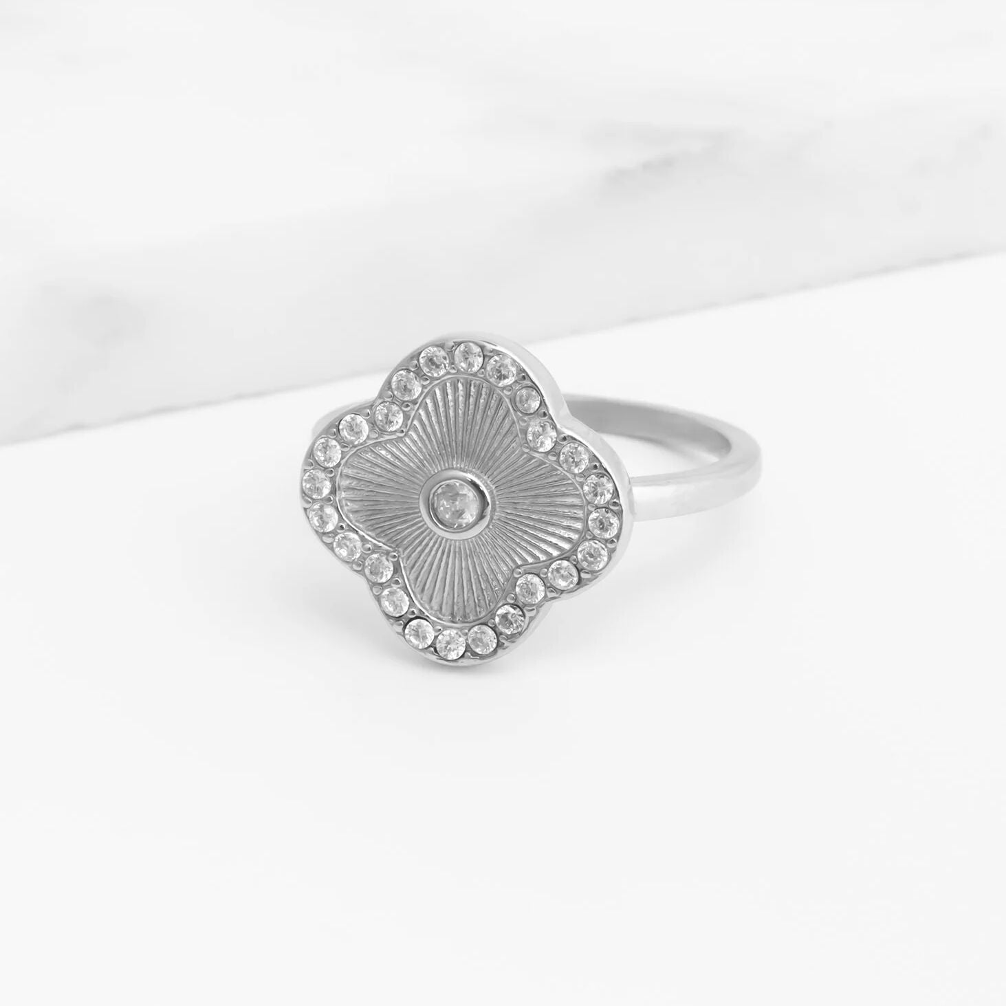 18K Gold Floral Ring – Hand Embossed Stainless Steel Ring With Fade Resistant Coating - Rings | Sunflower Soul Boutique