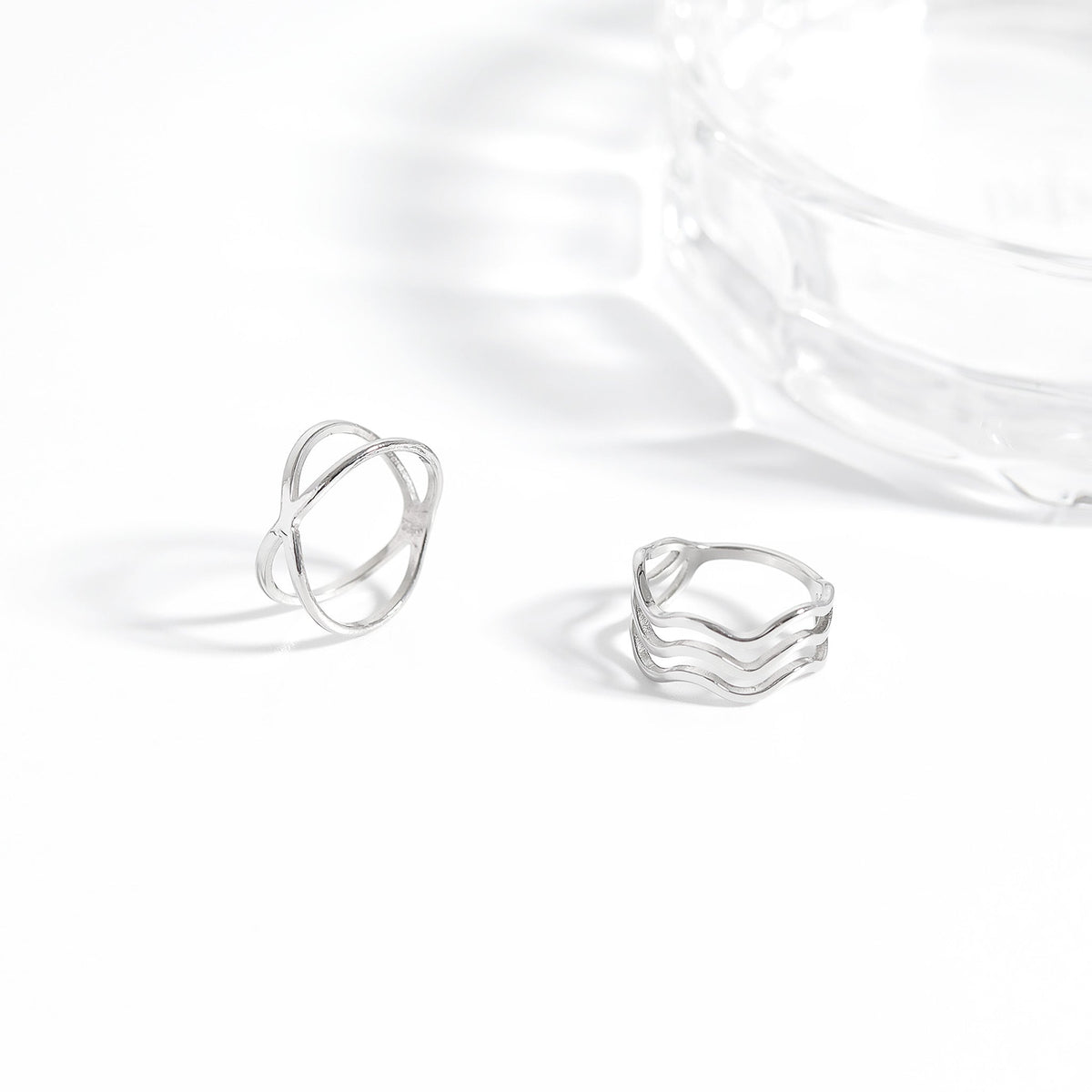 18K Gold Geometric Ring – Modern Criss-Cross Stainless Steel Statement Jewelry - Ring | Sunflower Soul Boutique