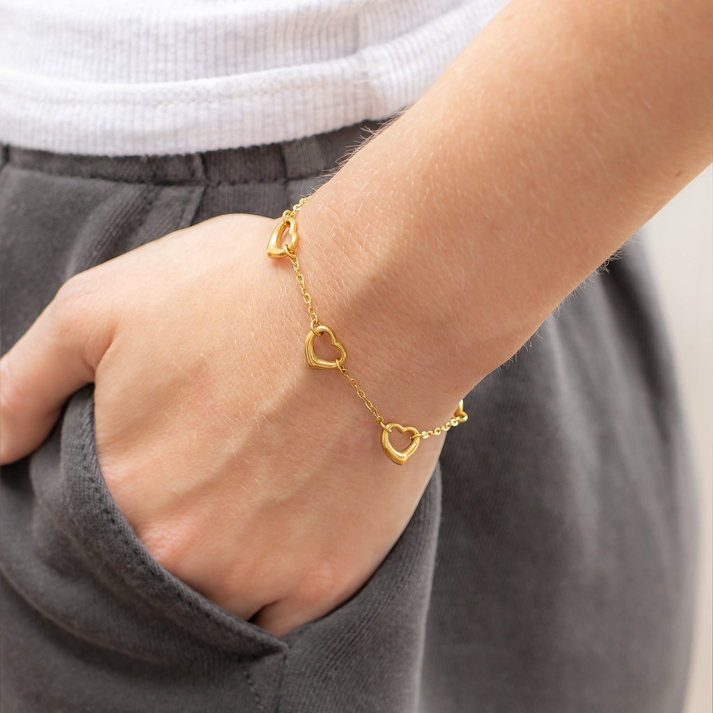 18K Gold Heart Bracelet – PVD Coated Stainless Steel Station Chain Jewelry - bracelet | Sunflower Soul Boutique