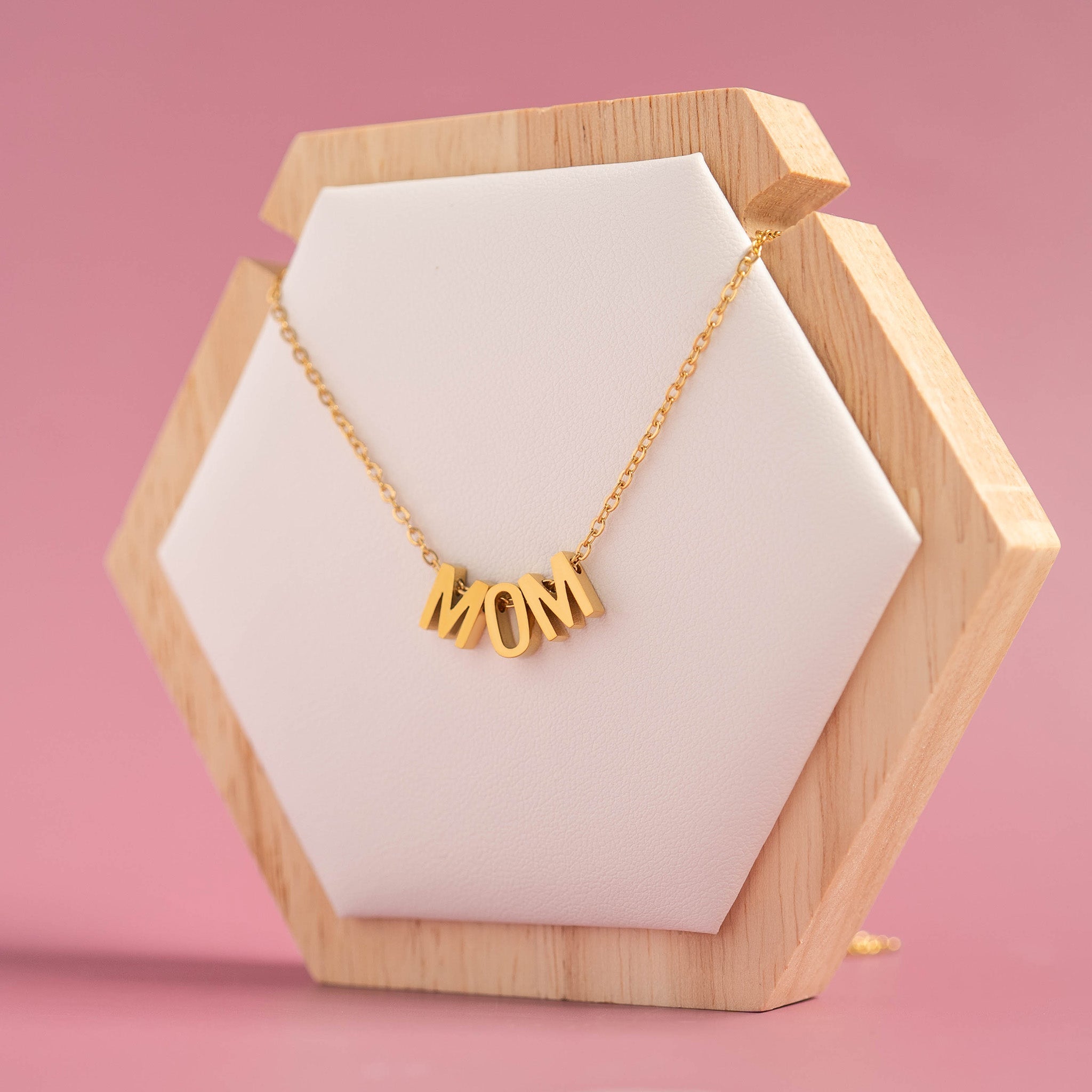 18K Gold Mom Necklace – Hypoallergenic Stainless Steel PVD Coated Gift - Necklaces | Sunflower Soul Boutique