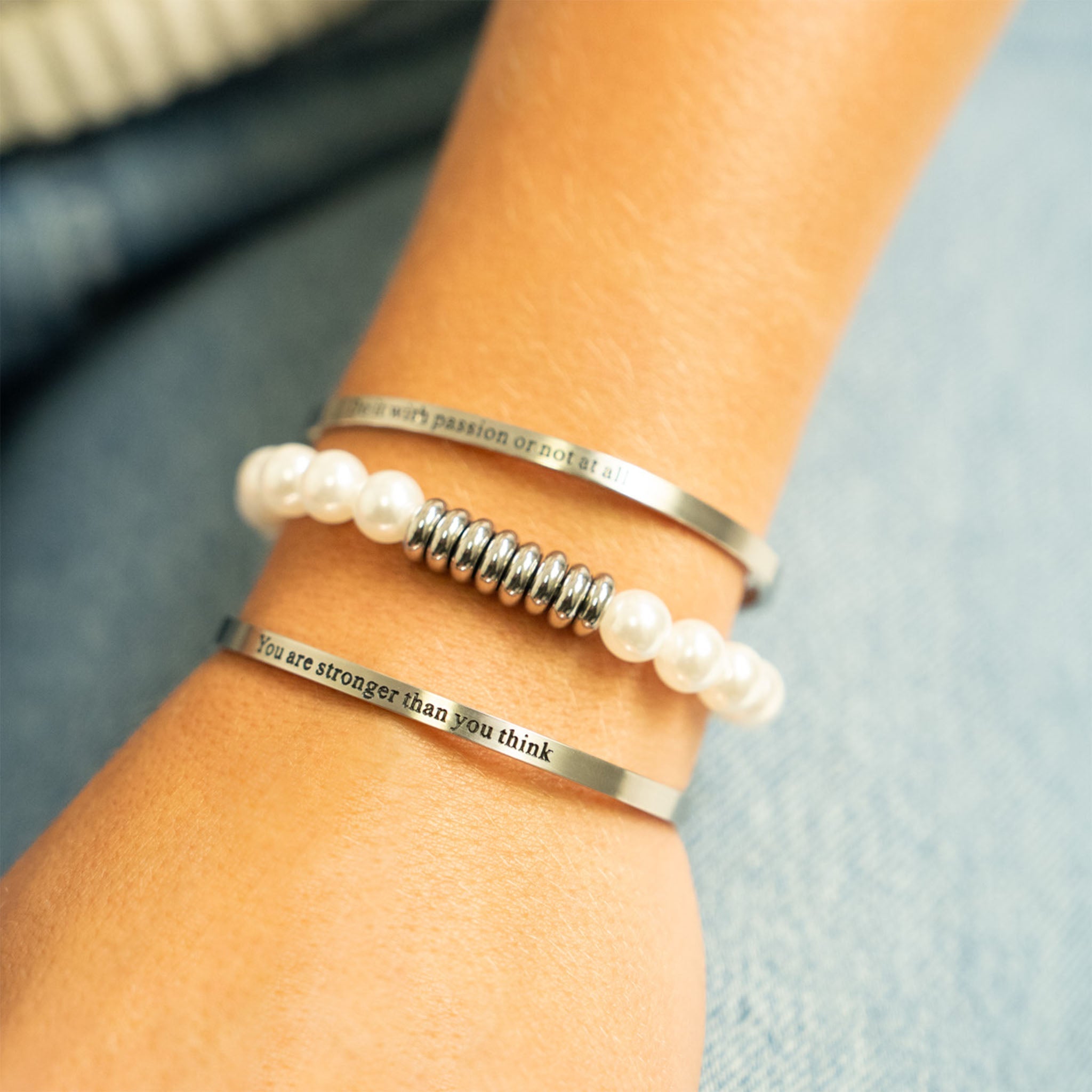 18K Gold Pearl Bracelet – 8mm Glass Pearl Jewelry | Tarnish Resistant Stretch - Bracelets | Sunflower Soul Boutique