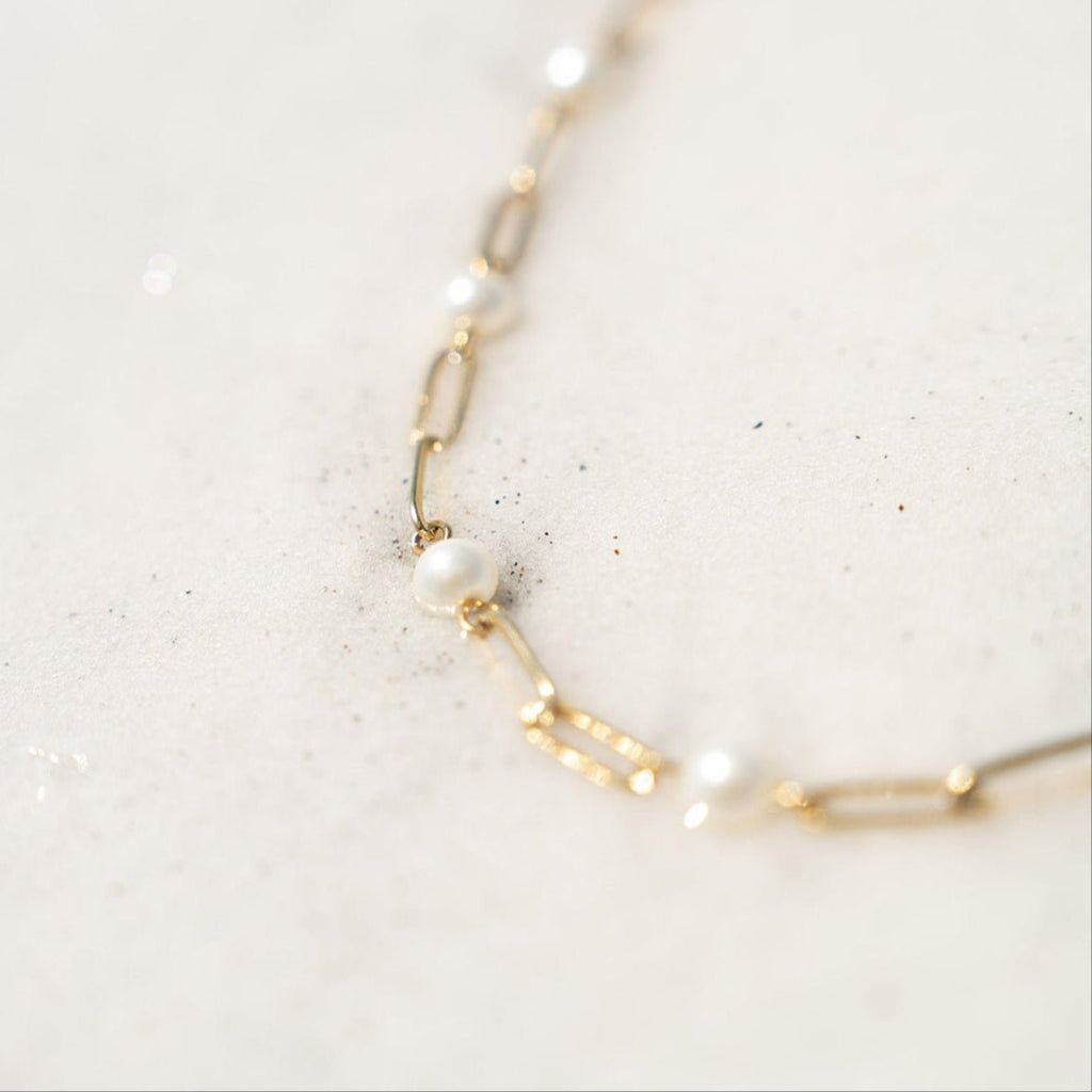 18K Gold Pearl Bracelet – Elegant Paperclip Chain | Hypoallergenic Jewelry - Bracelets | Sunflower Soul Boutique
