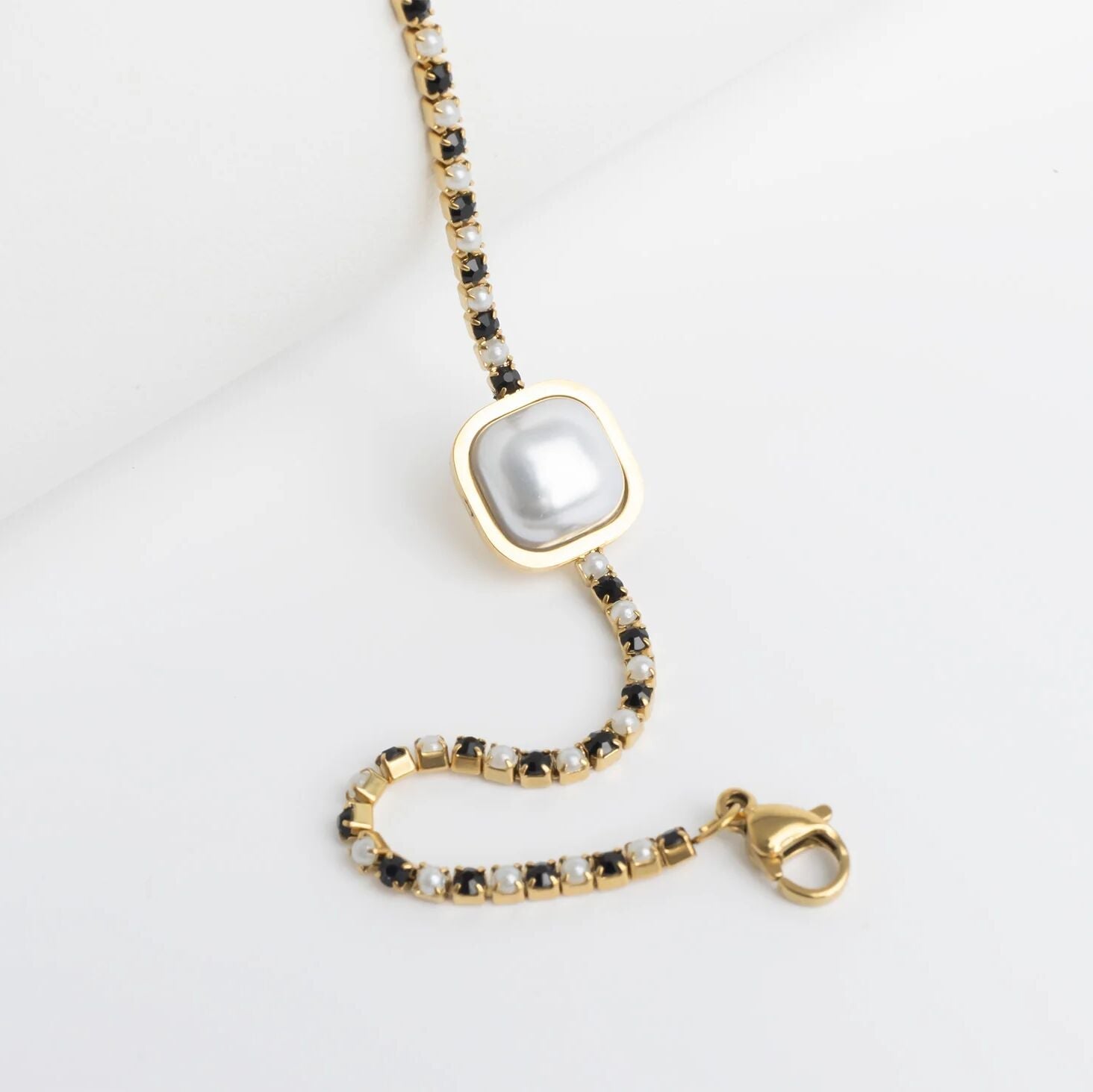 18K Gold Pearl Bracelet – Two Tone Stainless Steel Jewelry With Secure Clasp - Bracelets | Sunflower Soul Boutique