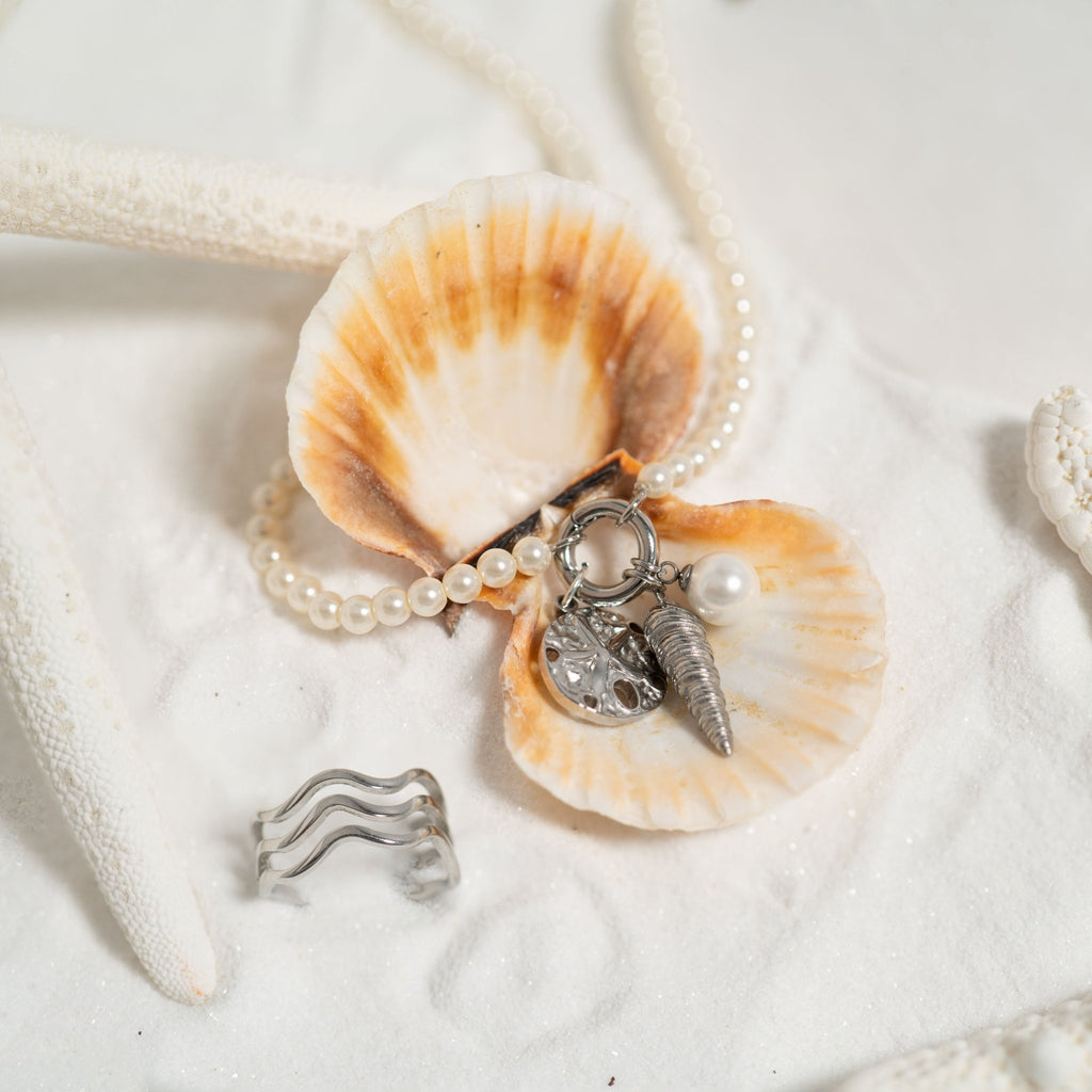18K Gold Wave Ring – Triple Wave Stainless Steel Ring | Hypoallergenic Scratch Resistant - Ring | Sunflower Soul Boutique