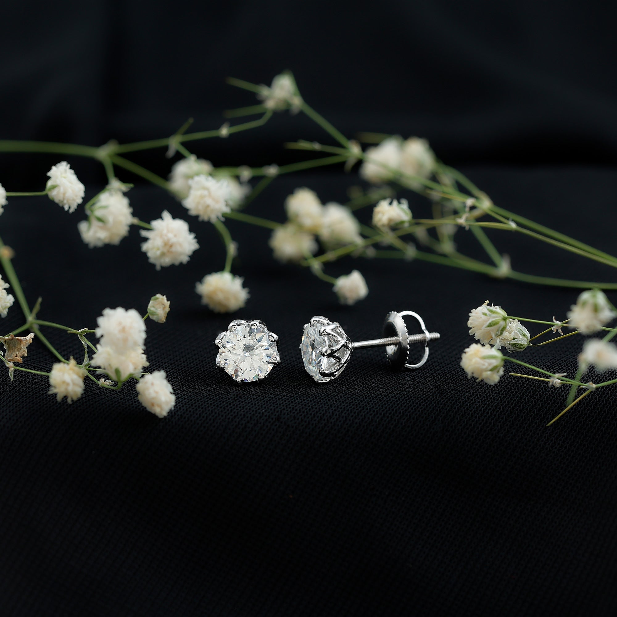 1.9 Carat Round Cut Cubic Zirconia Solitaire Stud Earrings in Silver
