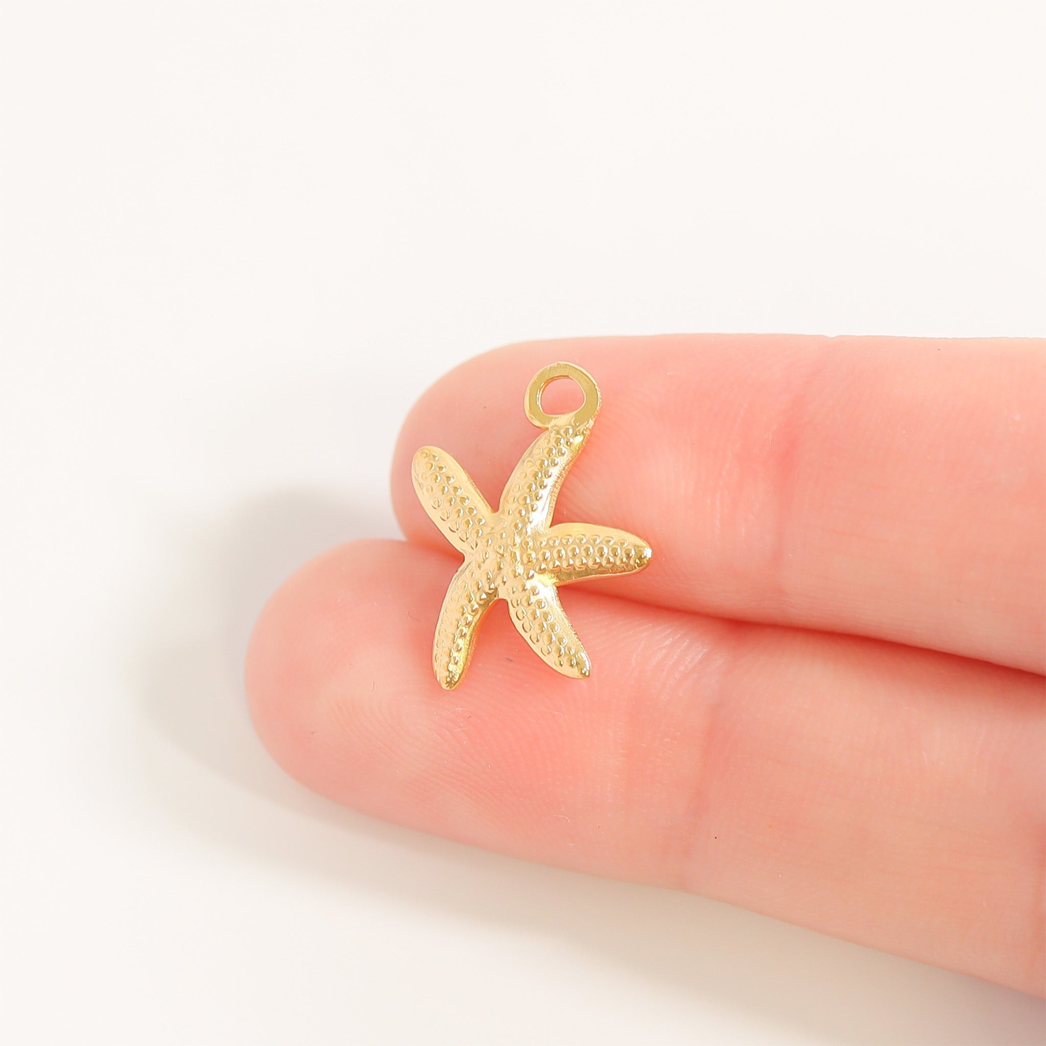 Gold Starfish Charm – Durable Stainless Steel 18K Gold Pendant | Nautical Jewelry