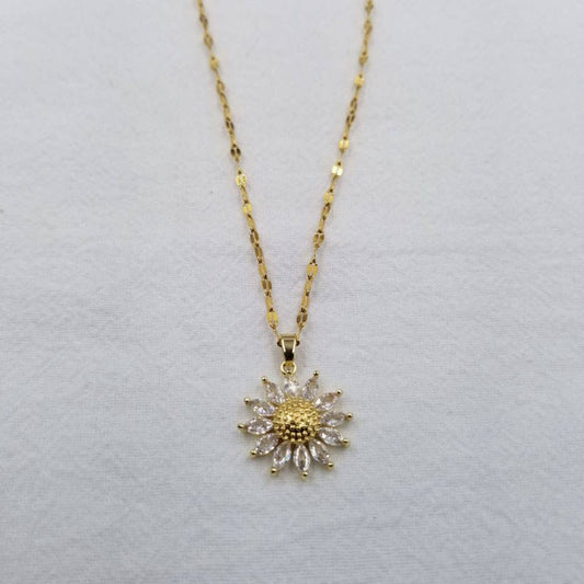 Golden Bloom — Sunflower Necklace