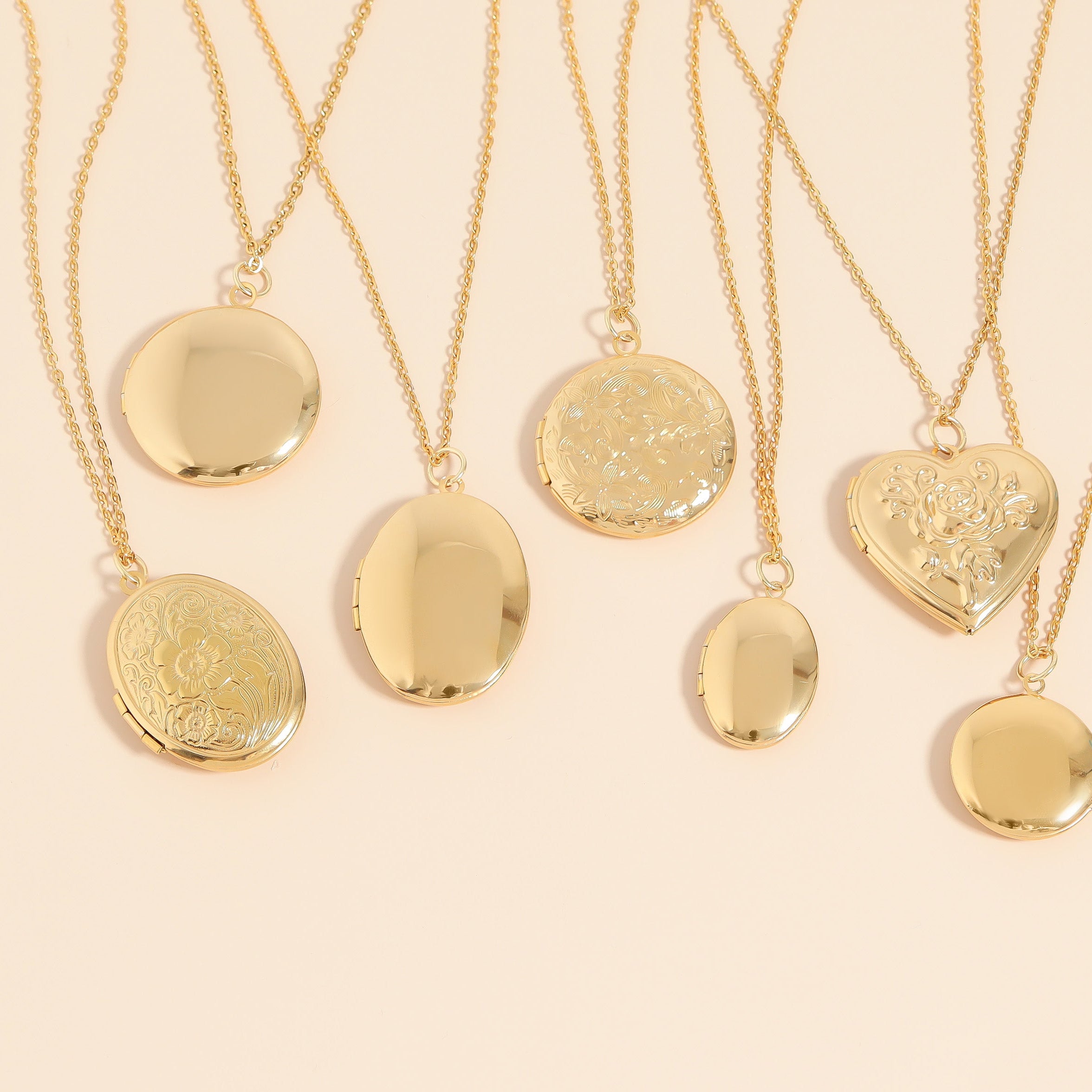 18K Gold Oval Locket – Waterproof Gold Locket Pendant | Hypoallergenic Jewelry Gift