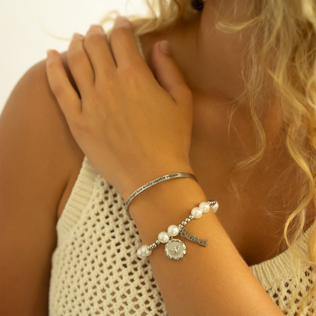 8mm Kiska Glass Pearl Stretch Bracelet, Bracelet with charms, Engraved Bracelet