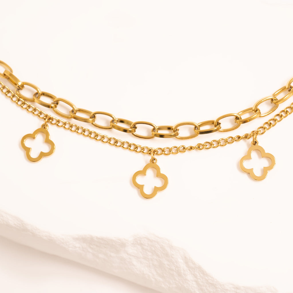 Gold Clover Charm Bracelet – 18K Gold Plated Dainty Chain, Hypoallergenic Jewelry
