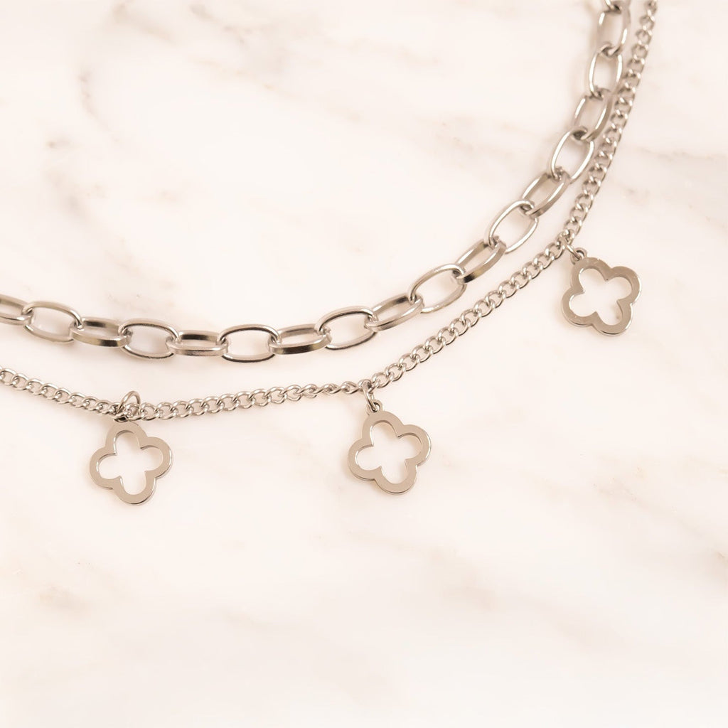 Gold Clover Charm Bracelet – 18K Gold Plated Dainty Chain, Hypoallergenic Jewelry