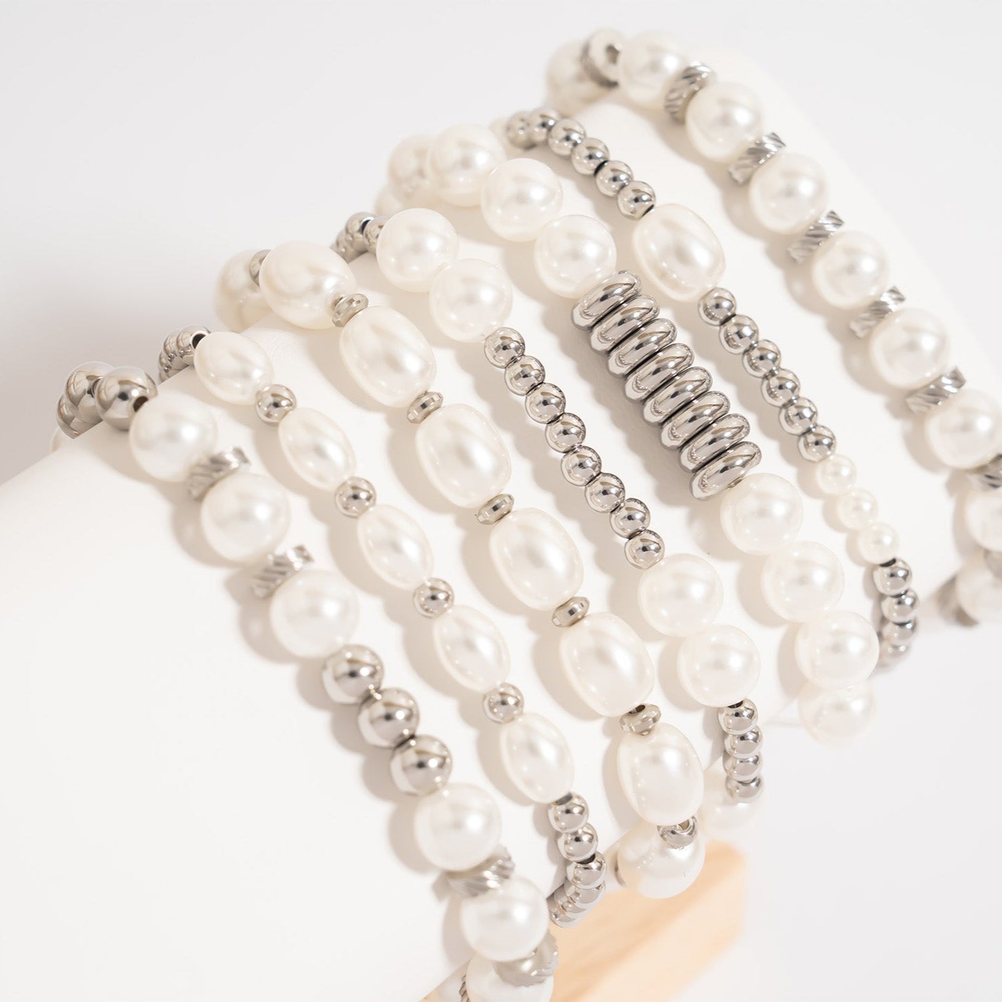 8mm Kiska Glass Pearl Stretch Bracelets