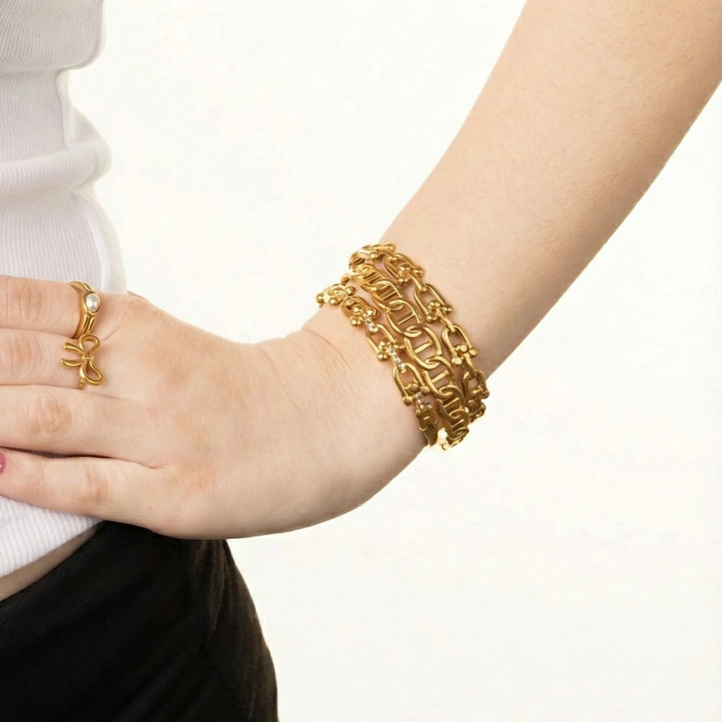 18K Gold Chain Bracelet – Oval Chain Bangle With Durable Gold Finish & Secure Clasp