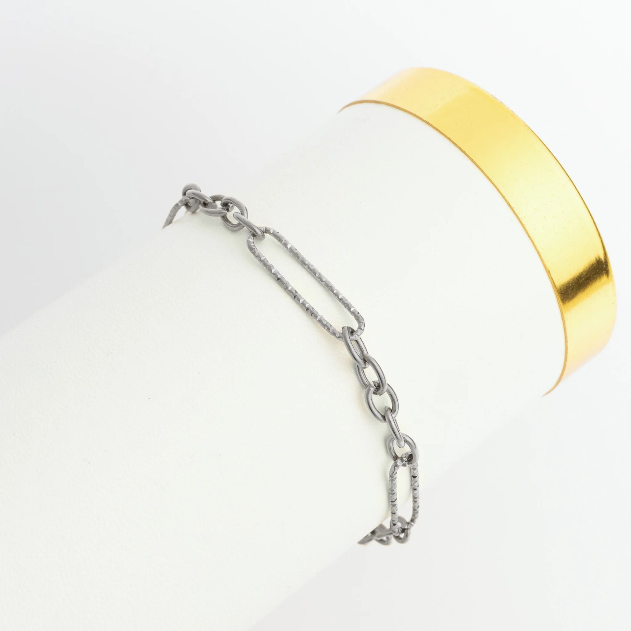 Gold Paperclip Bracelet - 18K PVD Stainless Steel Textured Chain With Long Links