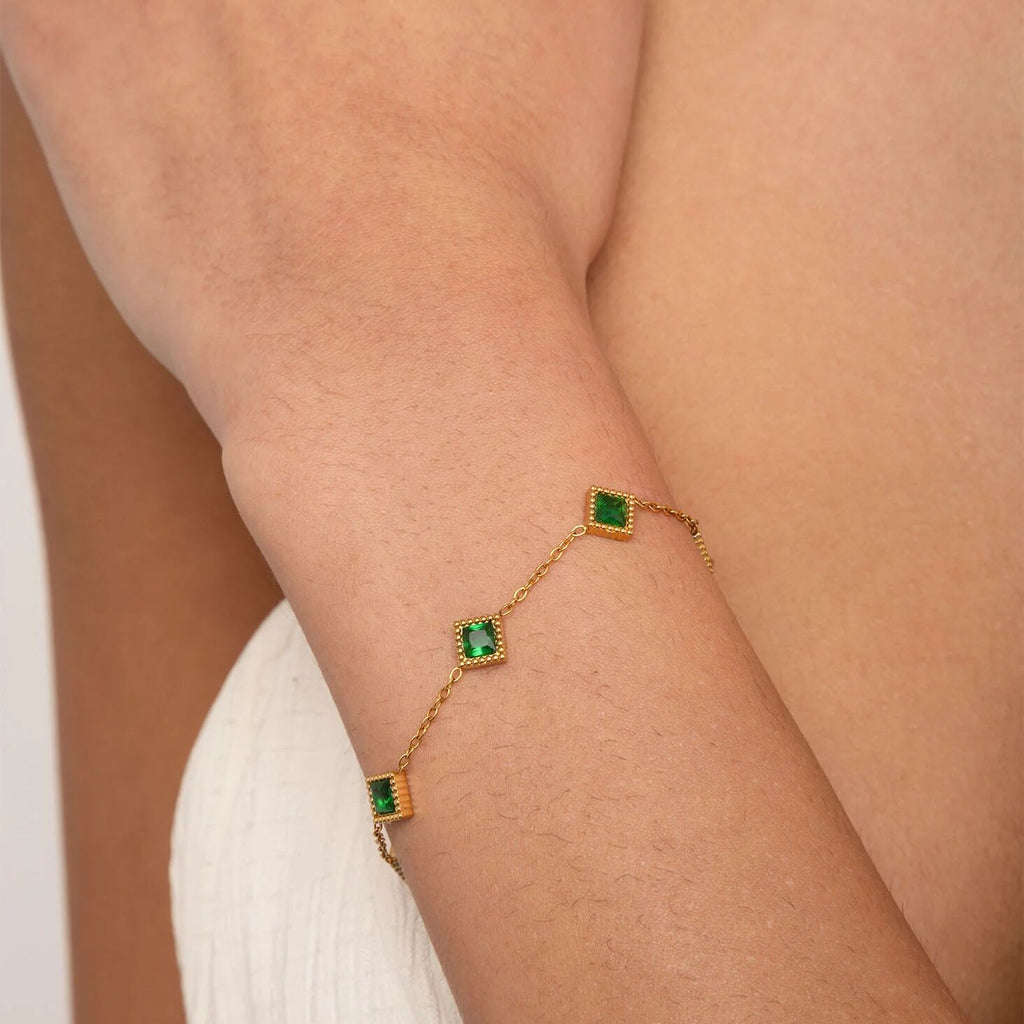 Emerald Stone Bracelet – 18K Gold Stainless Steel Station Bracelet With Adjustable Chain