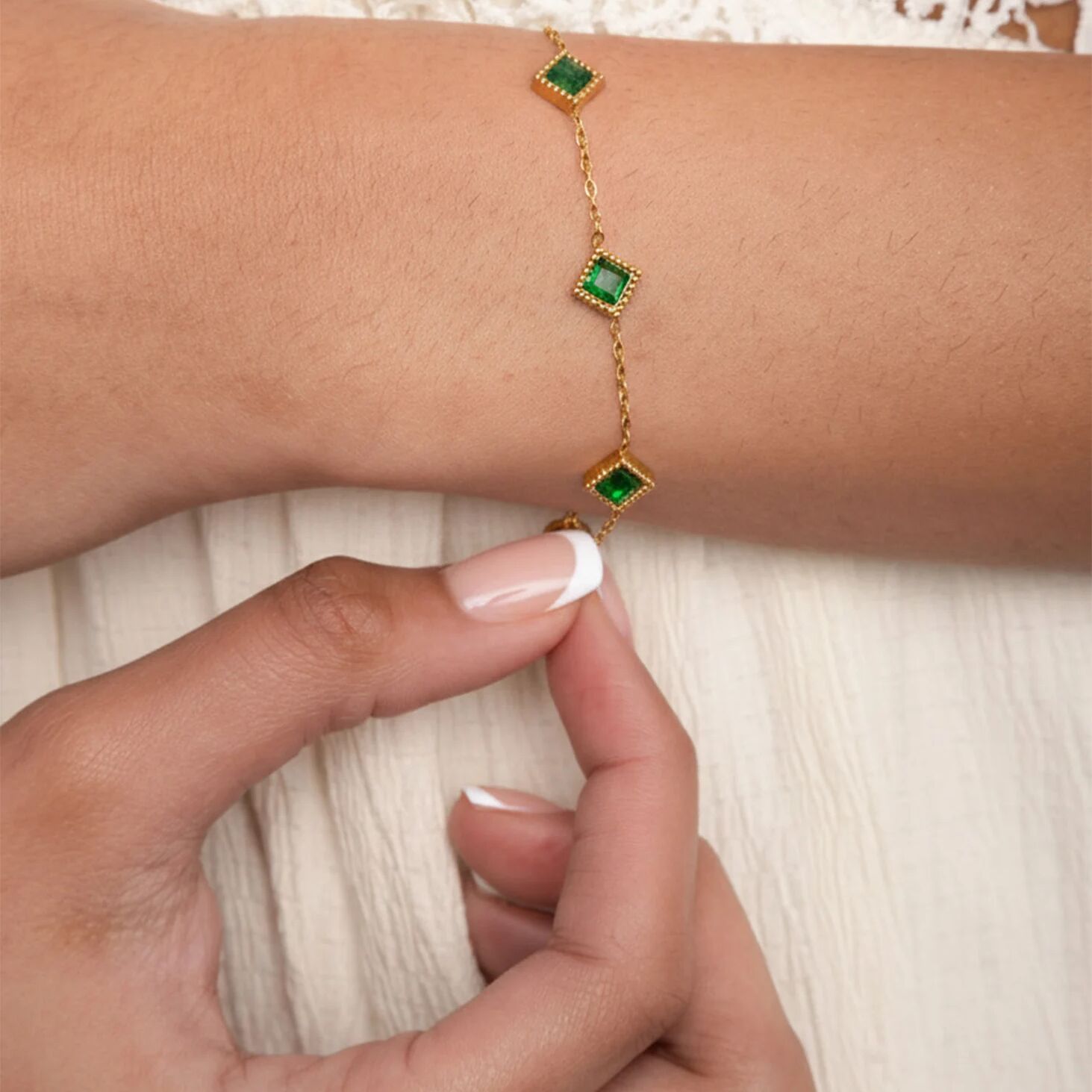 Emerald Stone Bracelet – 18K Gold Stainless Steel Station Bracelet With Adjustable Chain