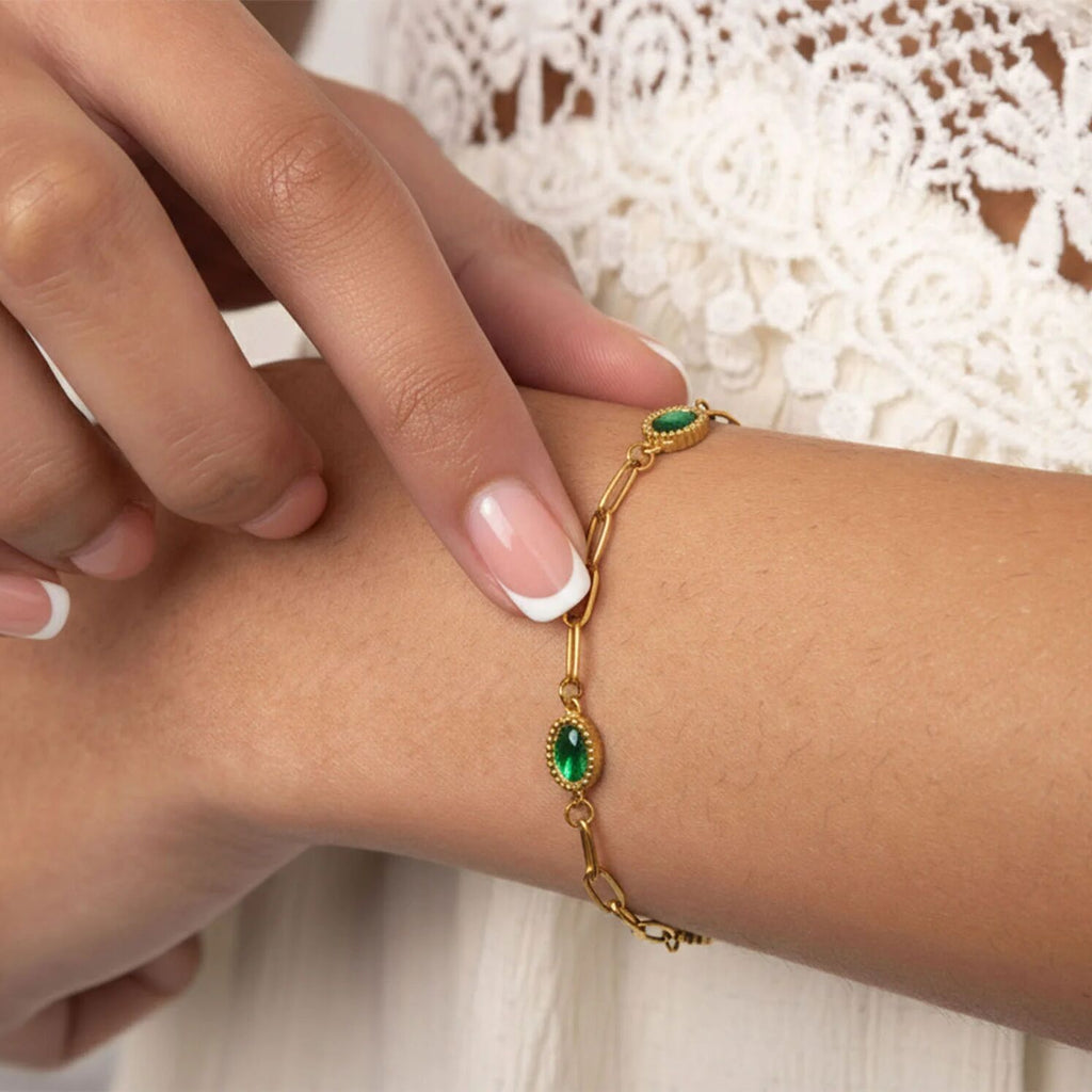 Gold Paperclip Bracelet – 18K Gold Jewelry With Emerald Stone & Stainless Steel
