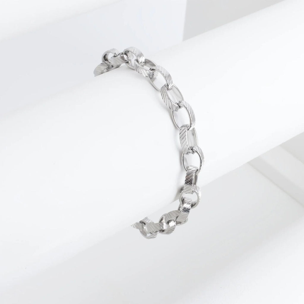 18K Gold Chain Bracelet – Thick Oval Link | PVD Coated, Scratch Resistant