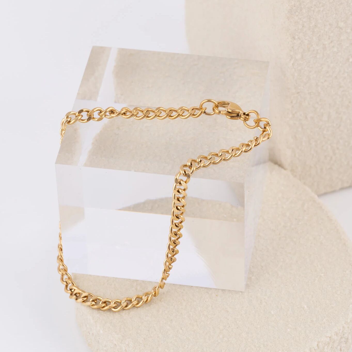 Wholesale jewelry 14K Gold Filled Plus Diamond Cut Curb Chain Bracelet- studio- 4mm