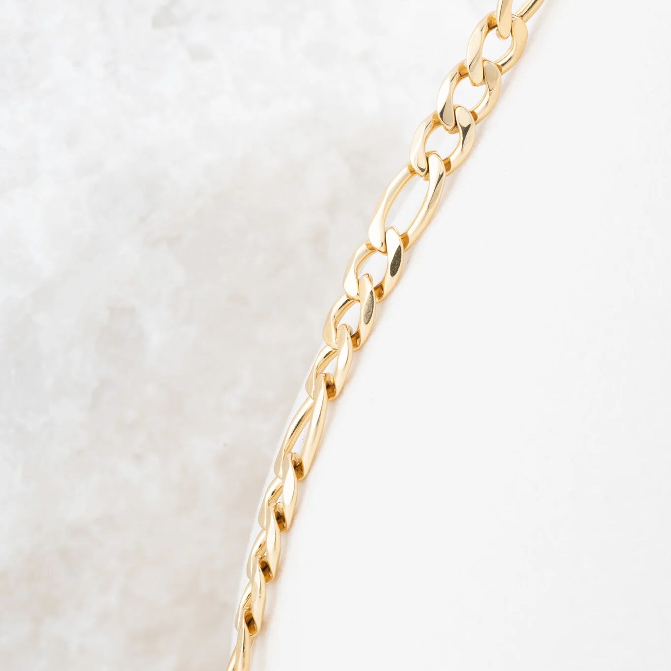 Wholesale jewelry 14K Gold Filled Plus™ Figaro Chain Bracelet- studio 