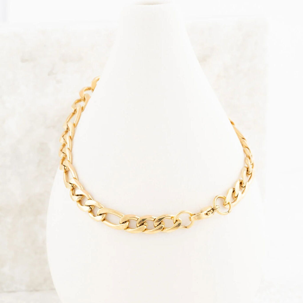 Wholesale jewelry 14K Gold Filled Plus™ Figaro Chain Bracelet- studio 
