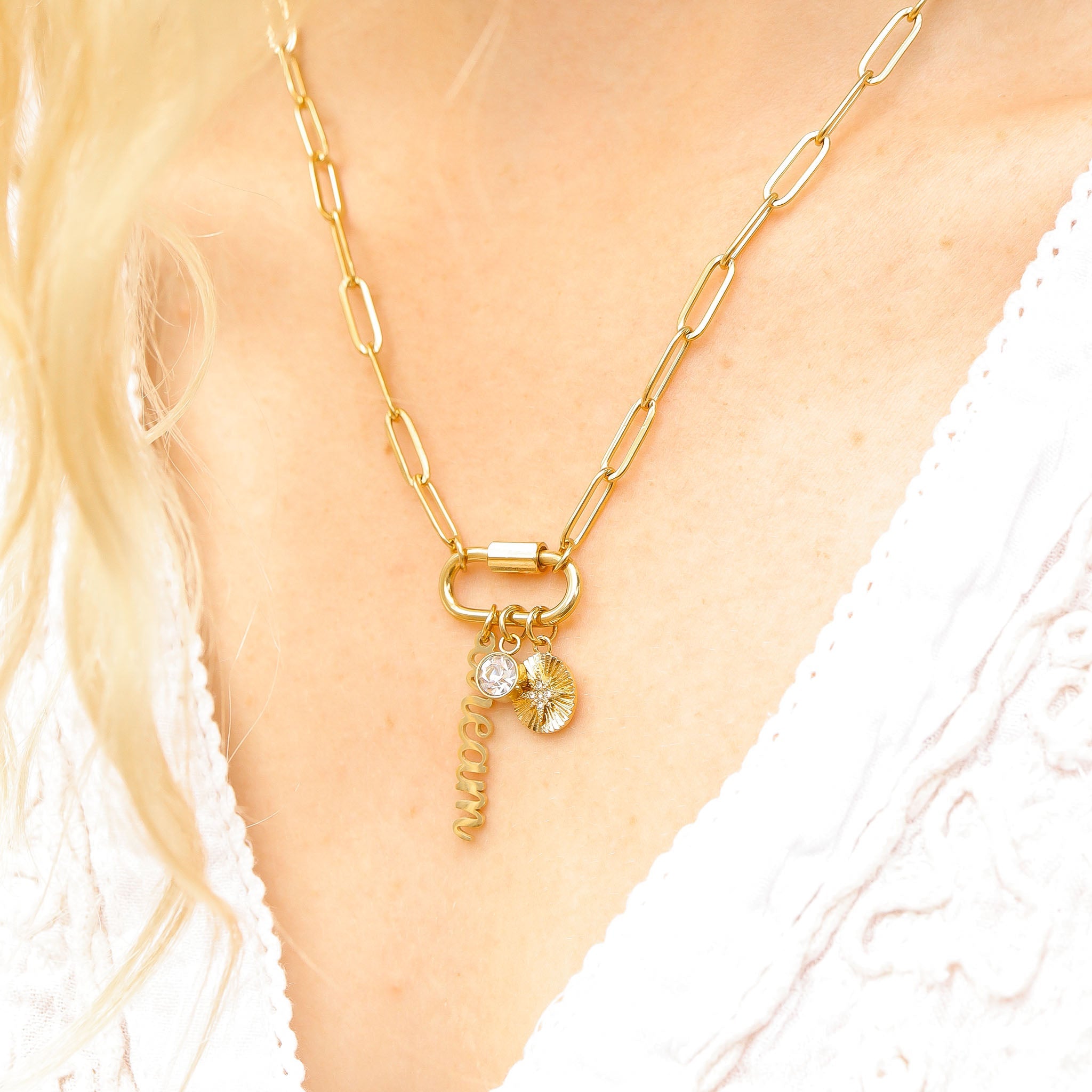 Carabiner Charm Necklace – 18K Gold Paperclip Chain With Dream & Compass Charms