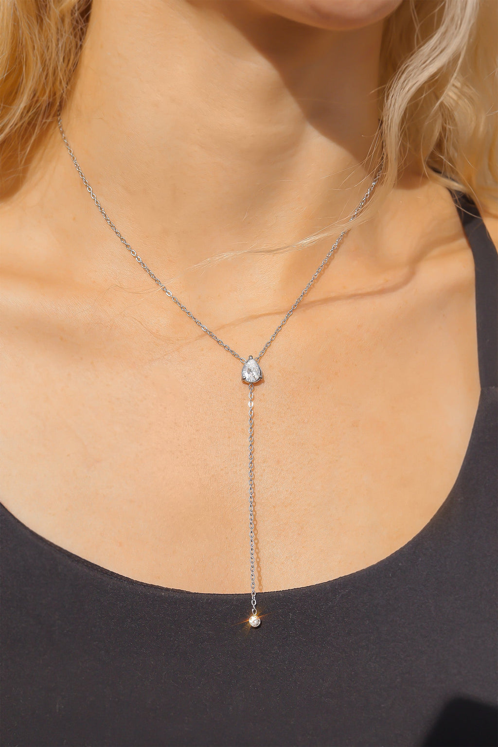 18K Gold Lariat Necklace – Elegant Teardrop Pendant, Stainless Steel Jewelry