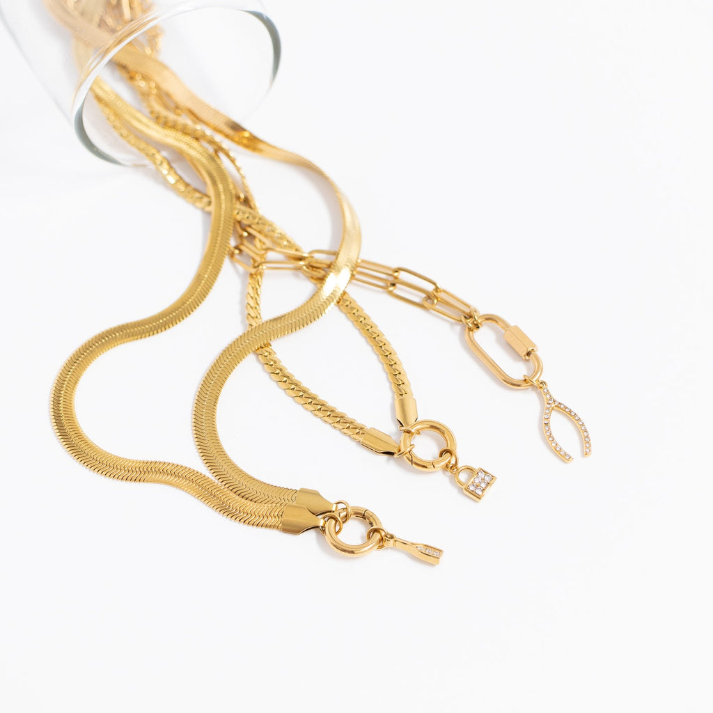 18K Gold Curb Necklace – Stainless Steel Charm Holder | Tarnish Resistant Jewelry