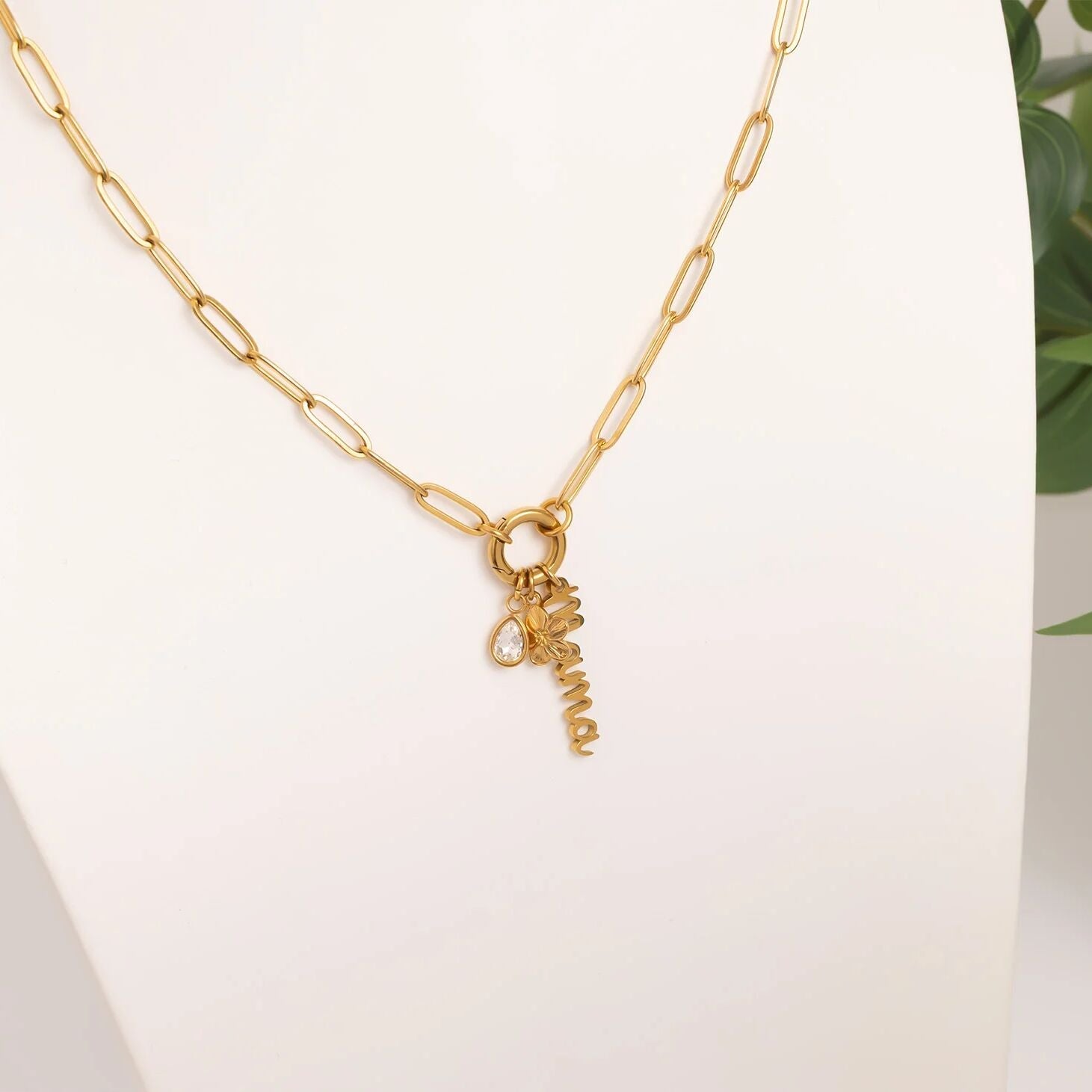 Mama Charm Necklace – Customizable Gold Stainless Steel Charm Holder Gift Set