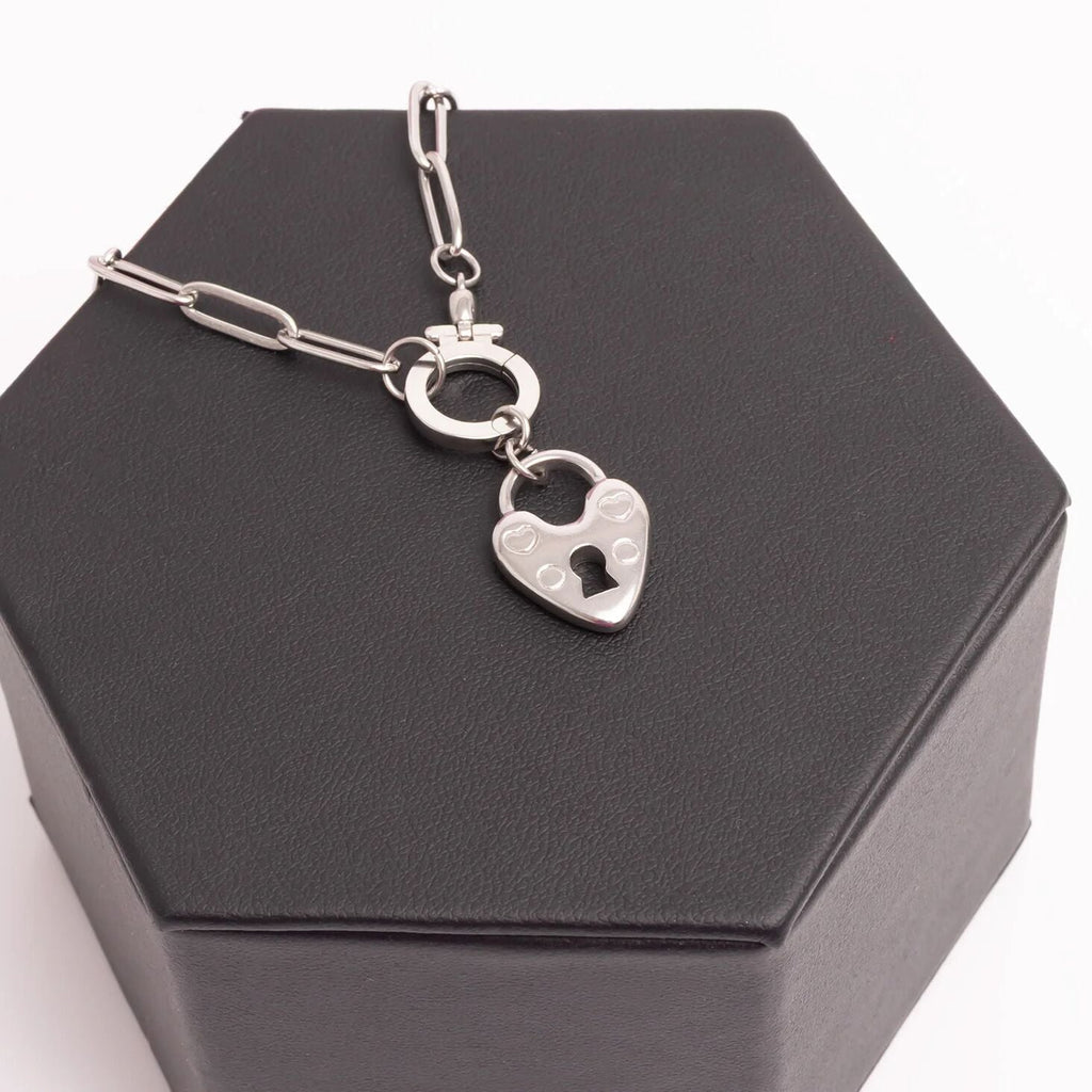 18K Gold Carabiner Necklace – Stainless Steel Circle Chain With Spring Loaded Clasp