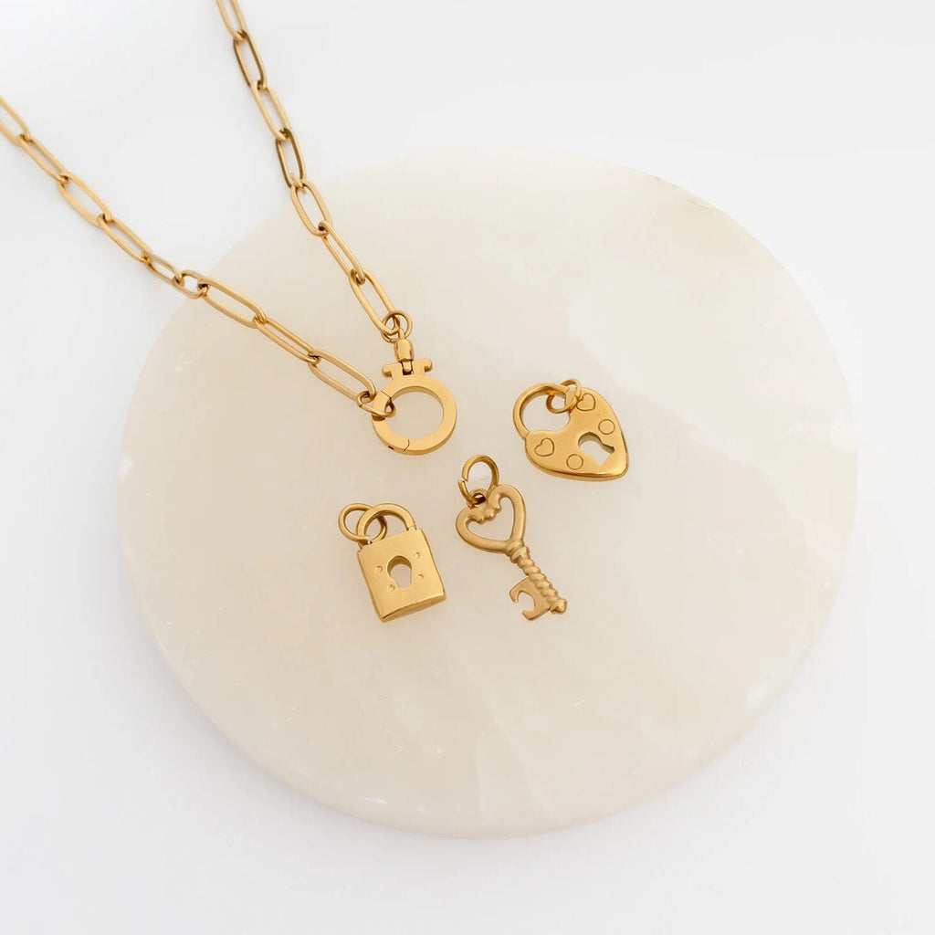 Gold Carabiner Necklace - 18K Gold PVD Stainless Steel Circle Chain, Tarnish Resistant