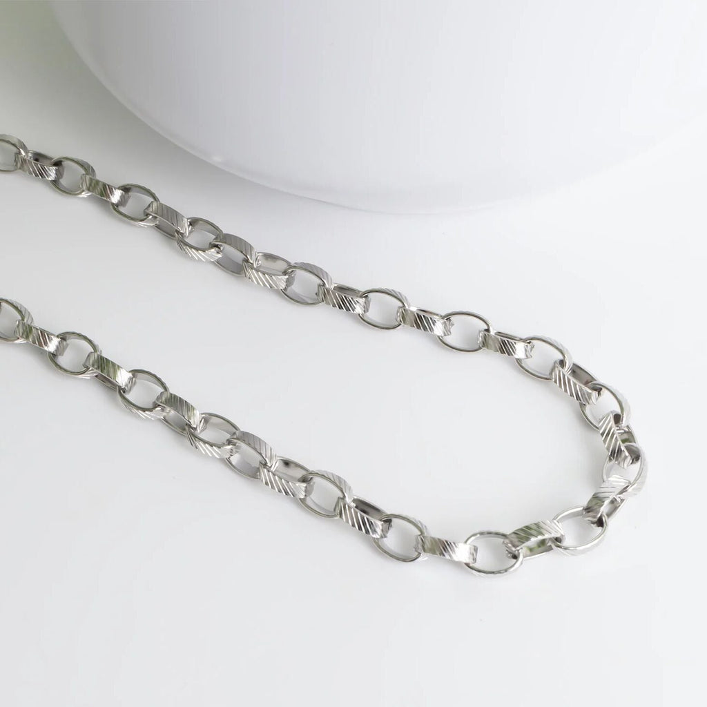 Gold Oval Chain Necklace – 18K Gold PVD Thick Stainless Steel Oval Link Chain