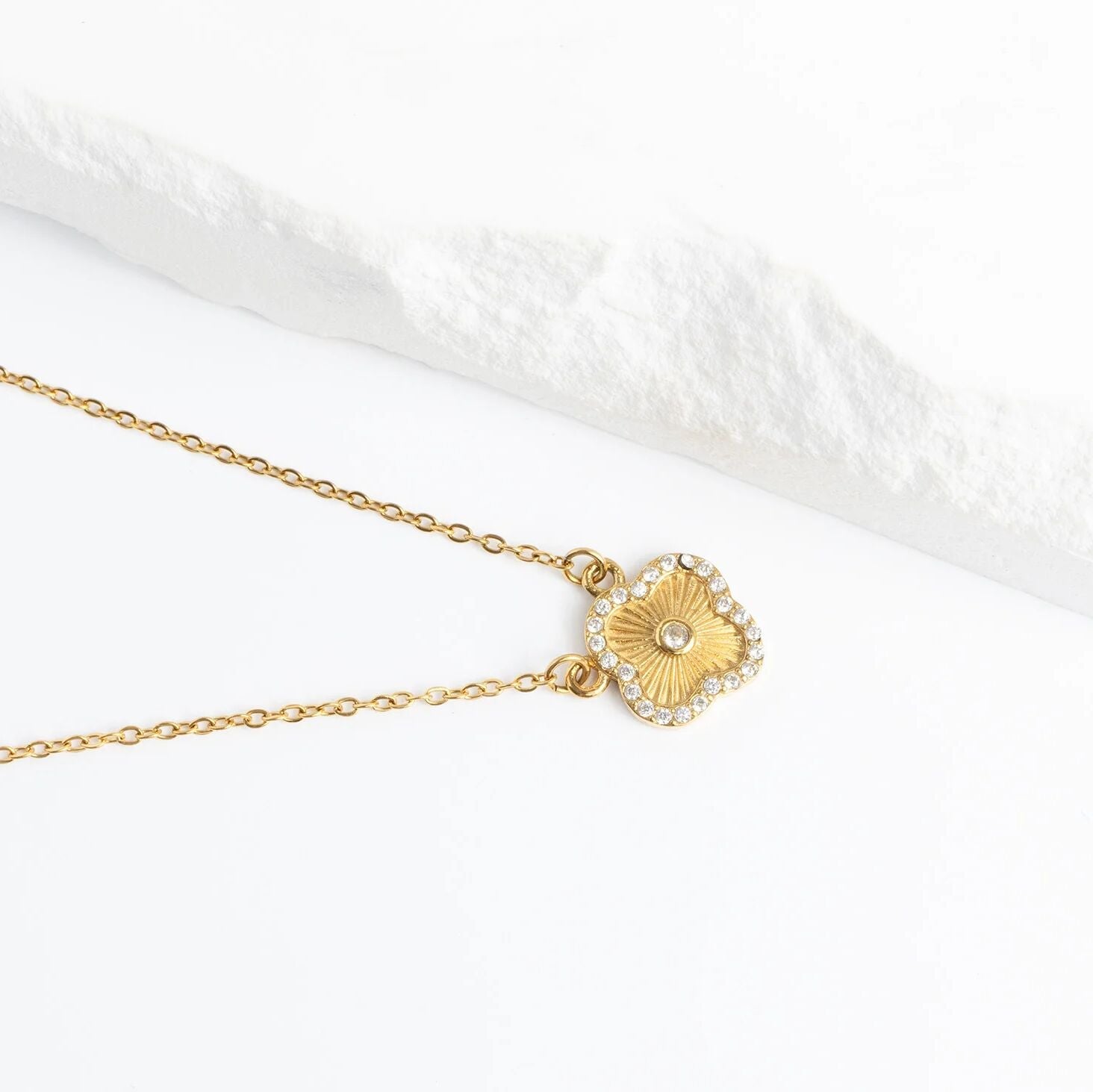 Gold Floral Necklace – 18K Gold PVD Stainless Steel Adjustable Chain Jewelry
