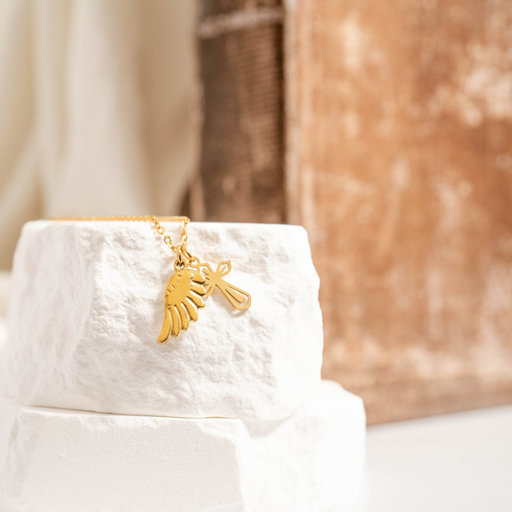 18K Gold Charm Set – Hypoallergenic Jewelry With Faith & Love Pendants | PVD Coated