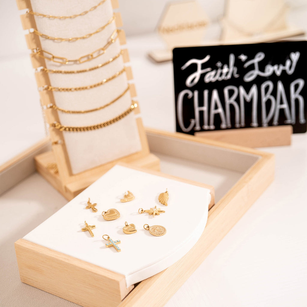 18K Gold Charm Set – Hypoallergenic Jewelry With Faith & Love Pendants | PVD Coated