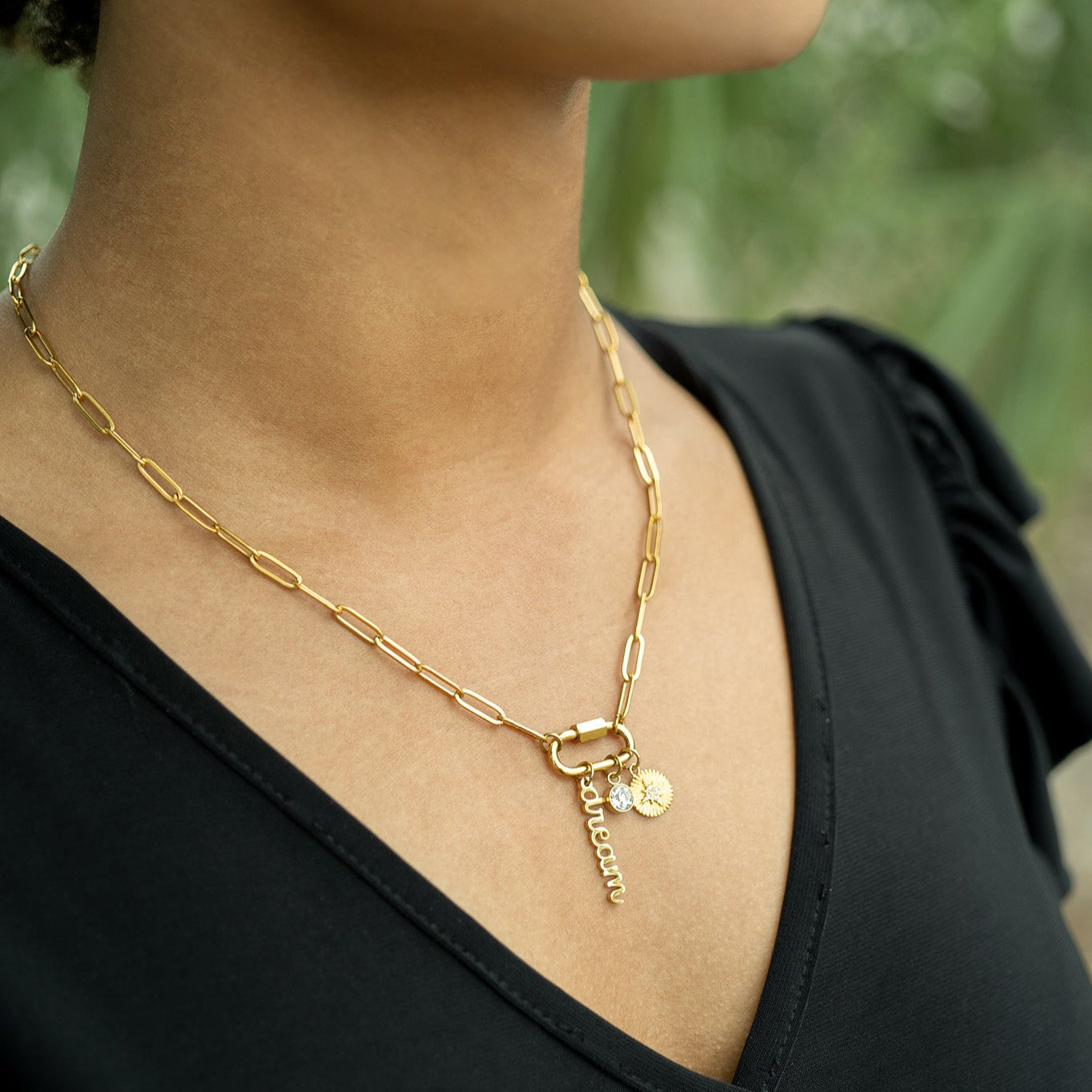 Carabiner Charm Necklace – 18K Gold Paperclip Chain With Dream & Compass Charms