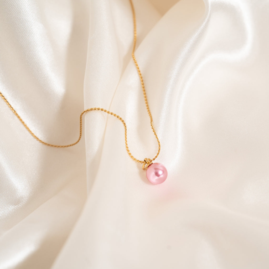 Pink Pearl Charm – 18K Gold Stainless Steel Waterproof Hypoallergenic Jewelry