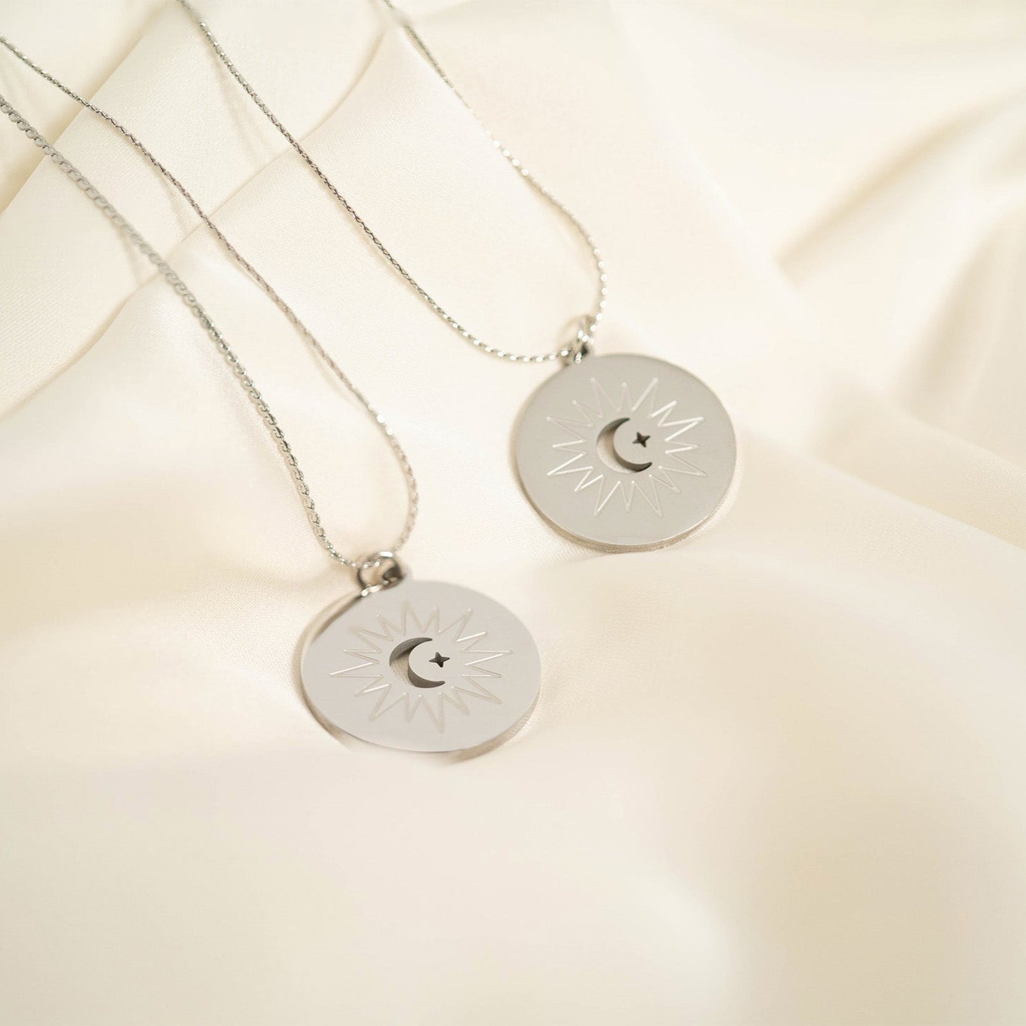 Mom And Me Necklace – Matching Mom Child Set | Stainless Steel Hypoallergenic Jewelry